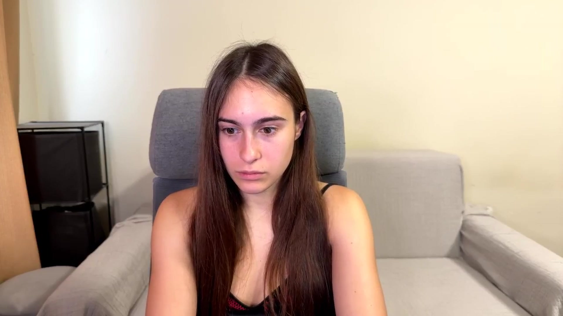 Gallery image thumbnail from ulohu's myfreecams stream on, 10/16/2025, 14:18 image 10 of 20