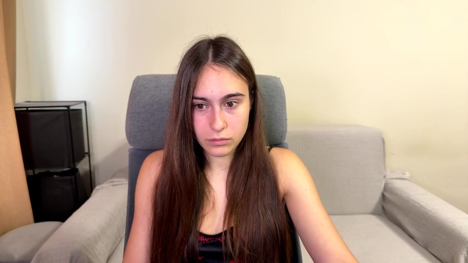 Gallery image thumbnail from ulohu's myfreecams stream on, 10/16/2025, 14:18 image 13 of 20