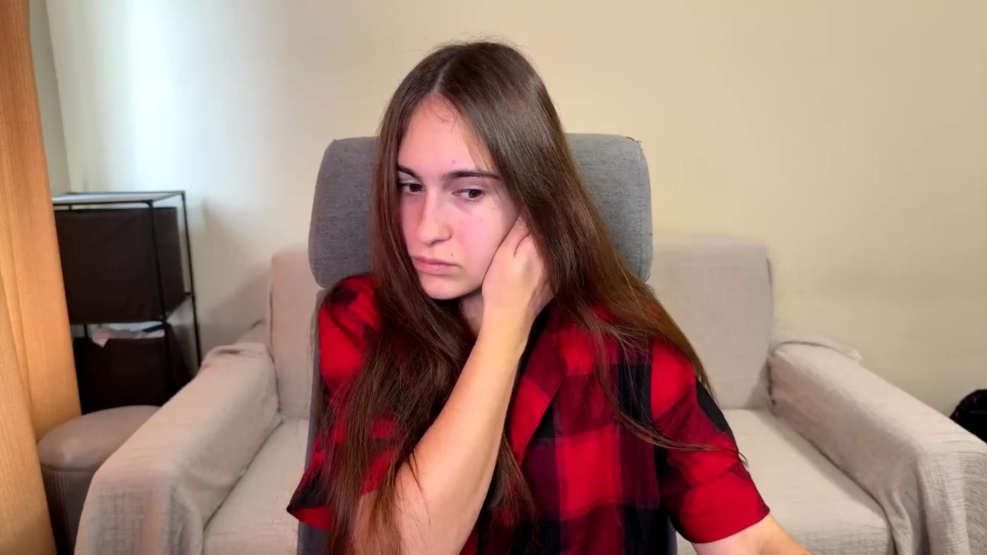 Gallery image thumbnail from ulohu's myfreecams stream on, 10/27/2025, 09:37 image 19 of 20