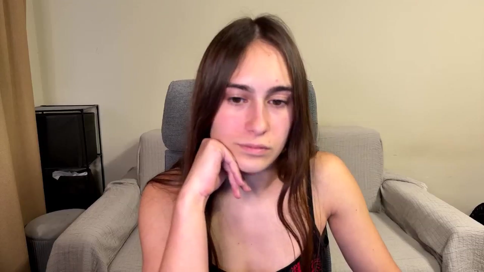 Gallery image thumbnail from ulohu's myfreecams stream on, 10/27/2025, 15:10 image 11 of 20
