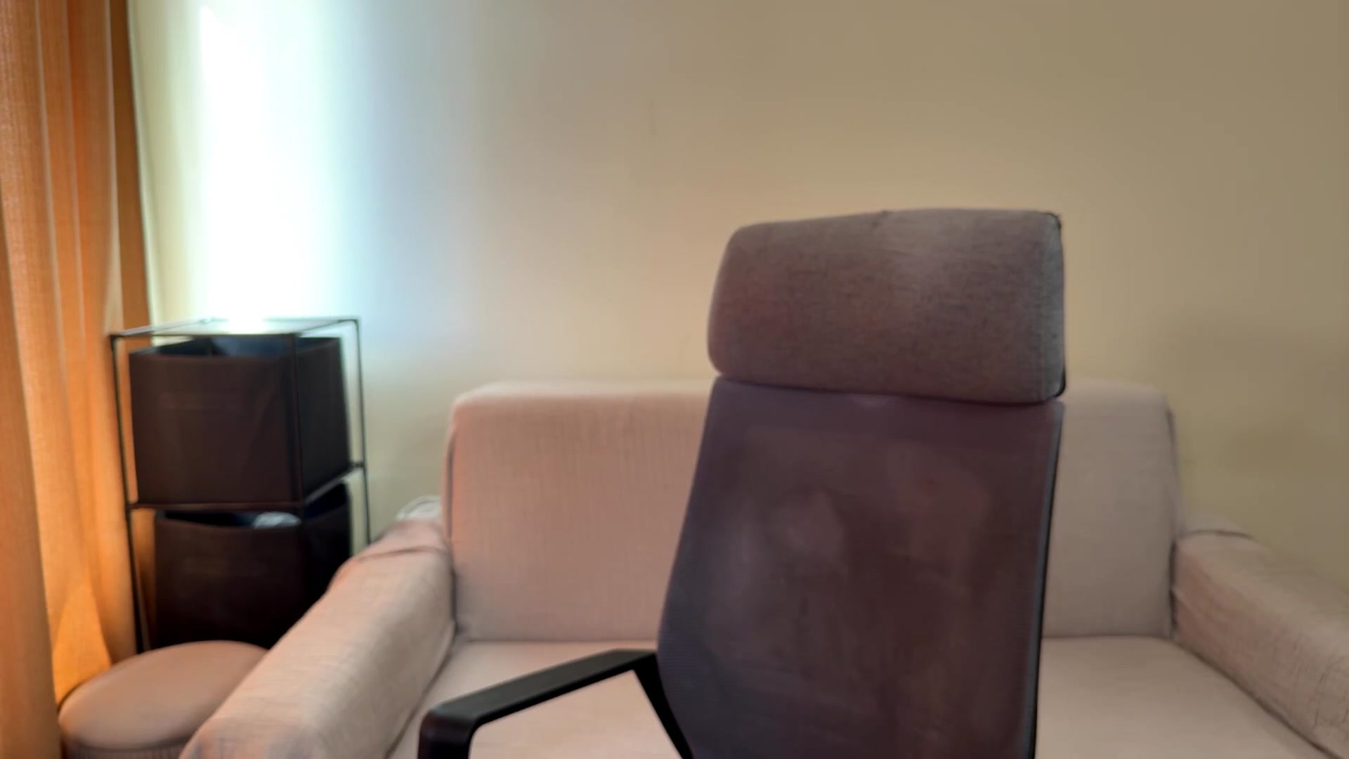 Gallery image thumbnail from ulohu's myfreecams stream on, 10/31/2025, 08:47 image 19 of 20