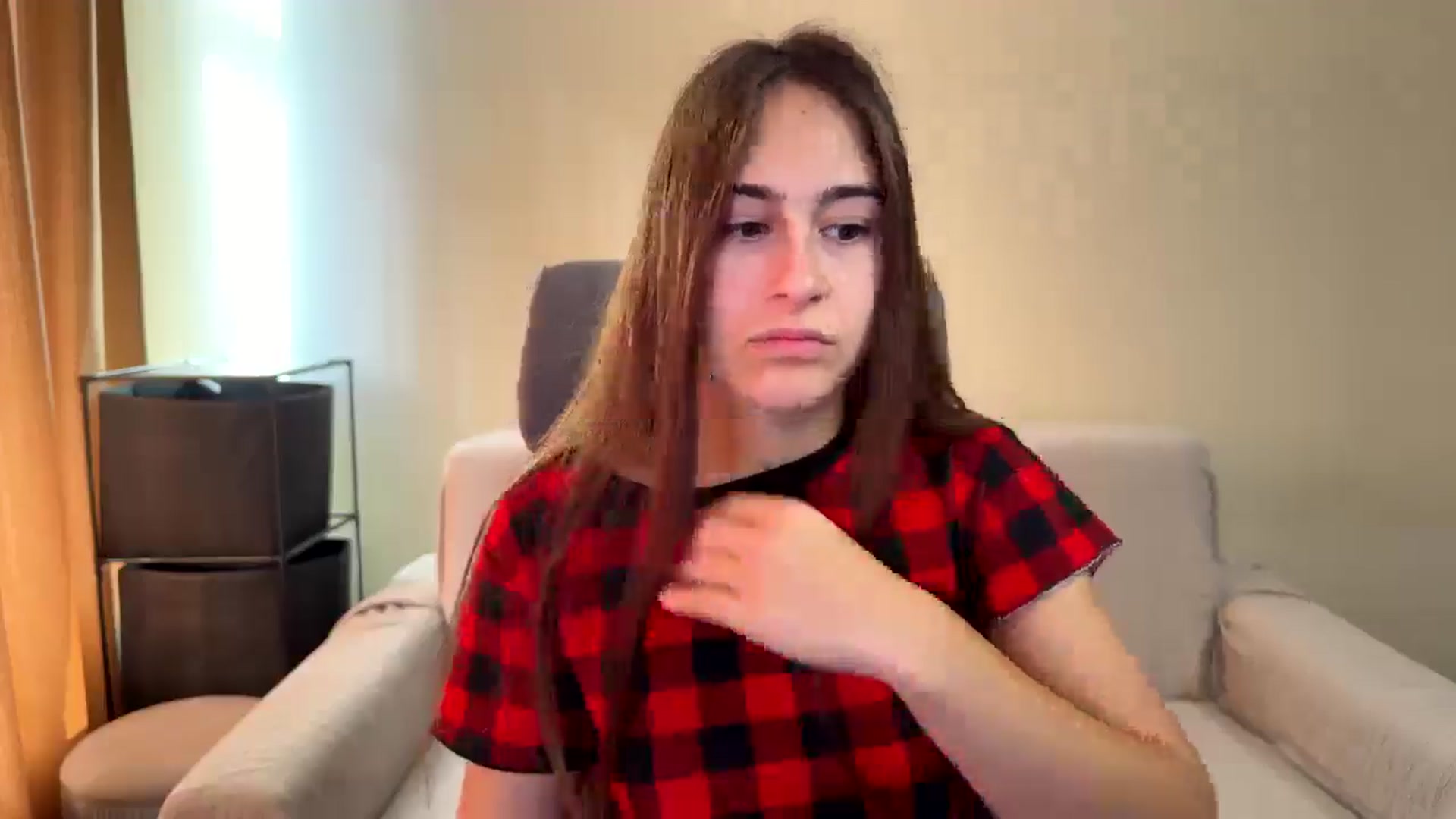 Gallery image thumbnail from ulohu's myfreecams stream on, 11/03/2025, 08:20 image 2 of 20