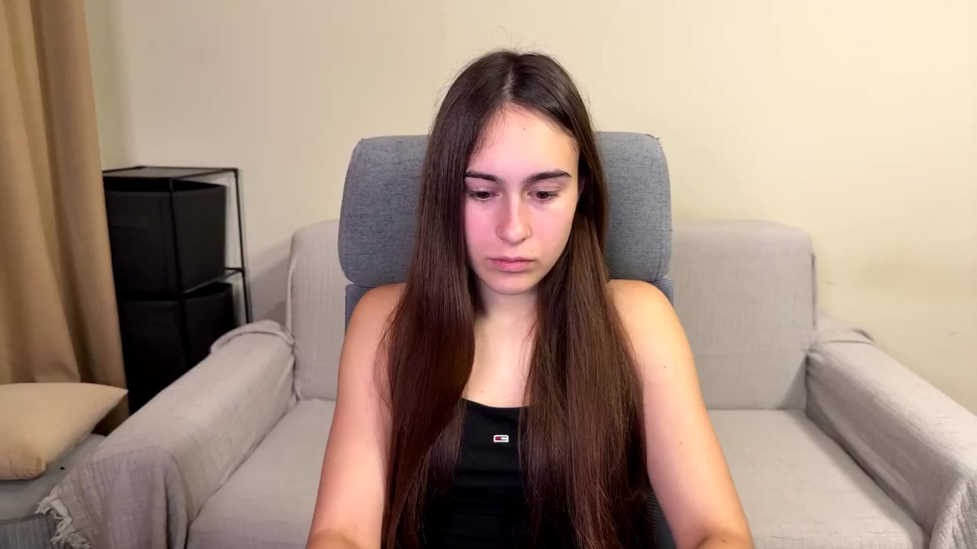 Gallery image thumbnail from ulohu's myfreecams stream on, 11/10/2025, 15:09 image 10 of 20