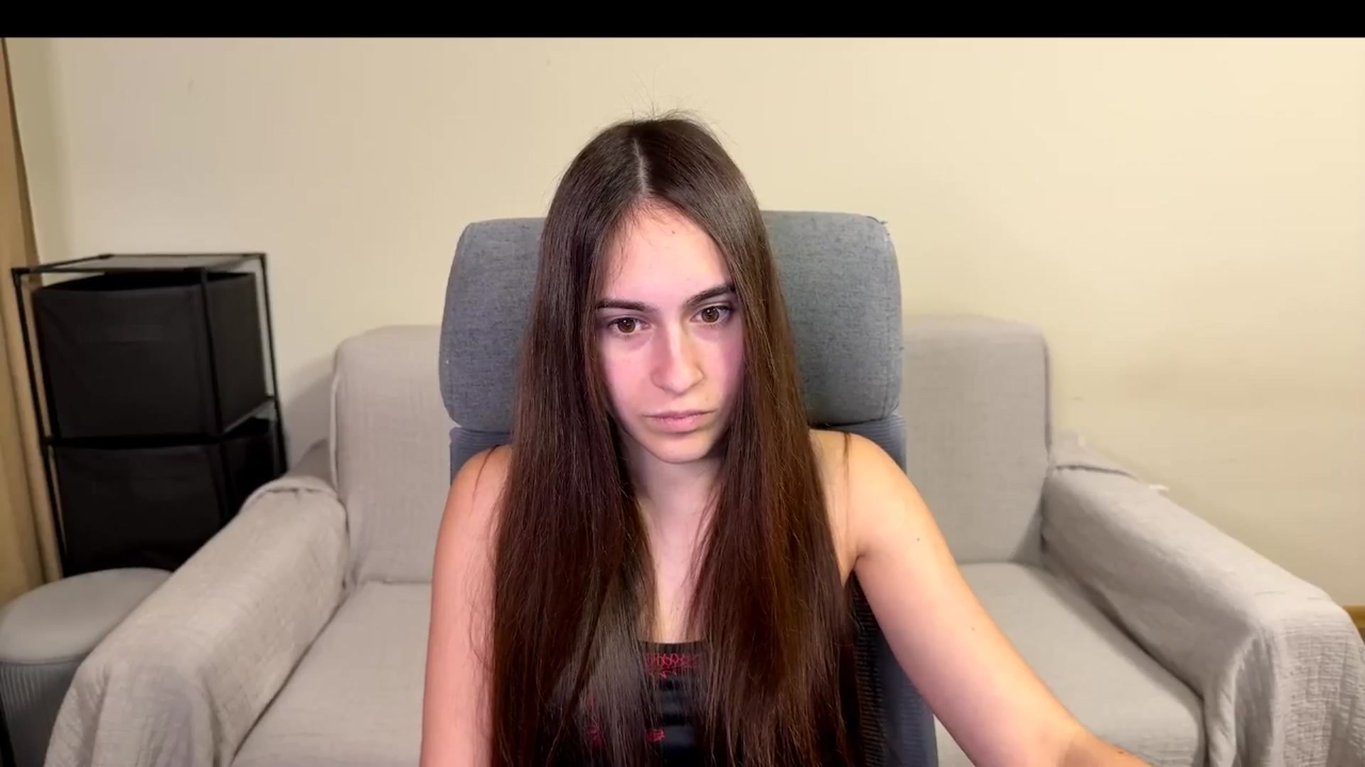 Gallery image thumbnail from ulohu's myfreecams stream on, 11/21/2025, 14:27 image 9 of 20