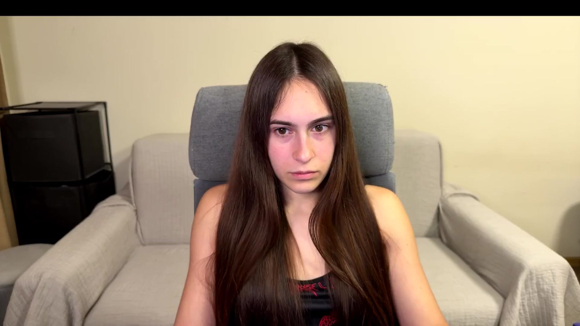 Gallery image thumbnail from ulohu's myfreecams stream on, 11/22/2025, 17:48 image 15 of 20