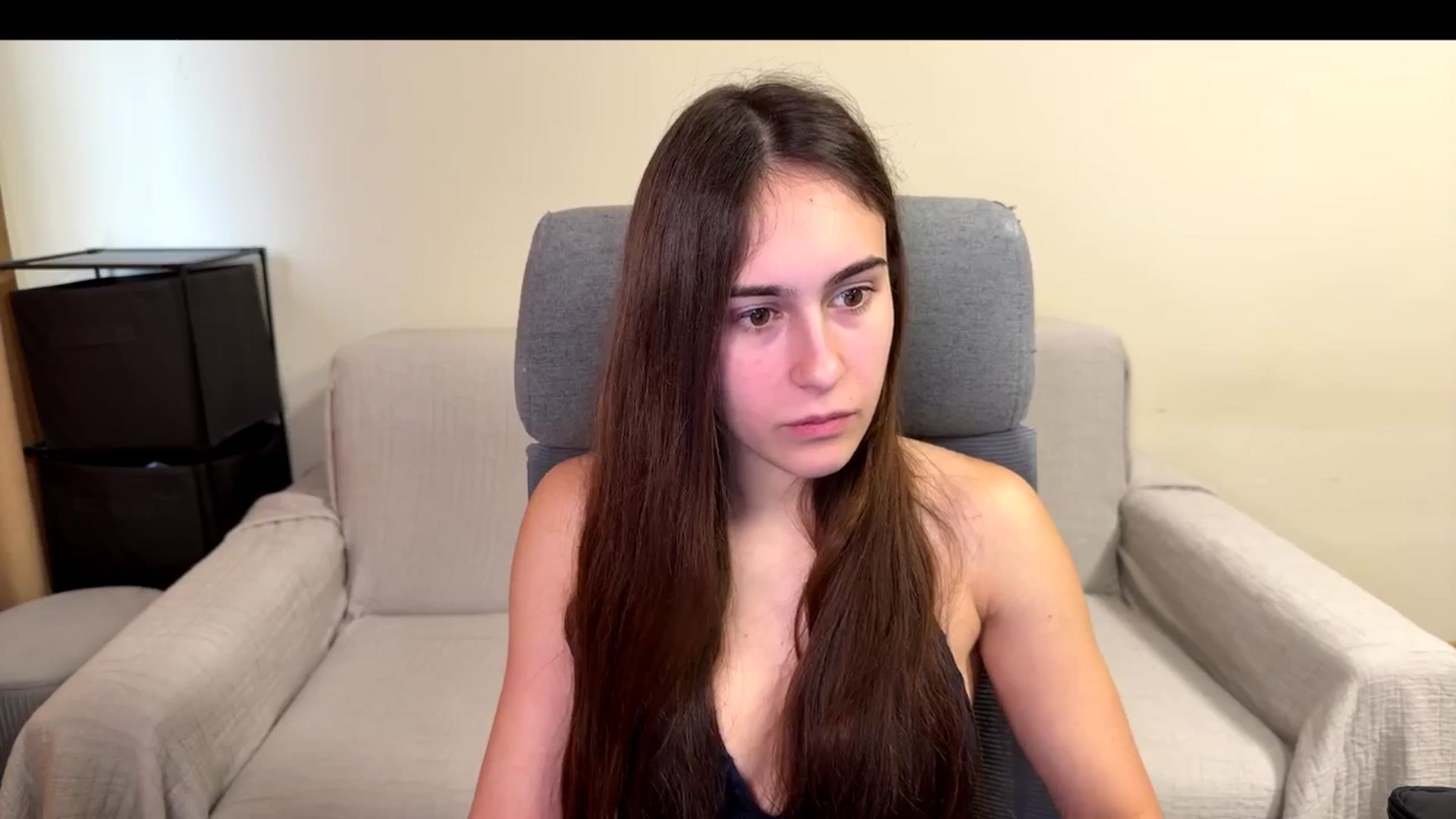 Gallery image thumbnail from ulohu's myfreecams stream on, 11/27/2025, 12:56 image 13 of 20