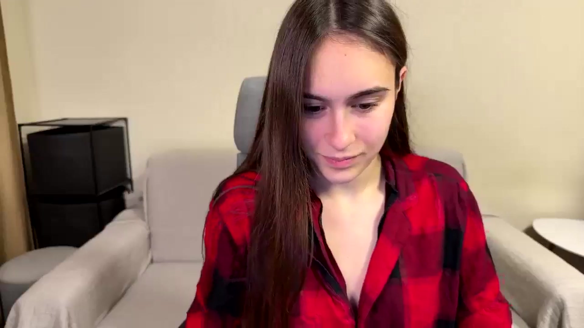 Gallery image thumbnail from ulohu's myfreecams stream on, 12/22/2025, 21:17 image 19 of 20