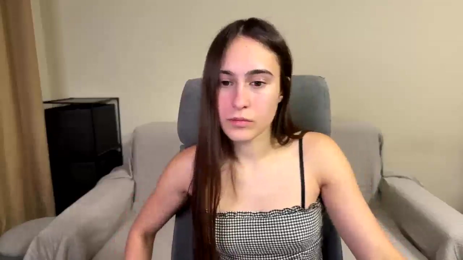 Gallery image thumbnail from ulohu's myfreecams stream on, 12/24/2025, 19:10 image 18 of 20