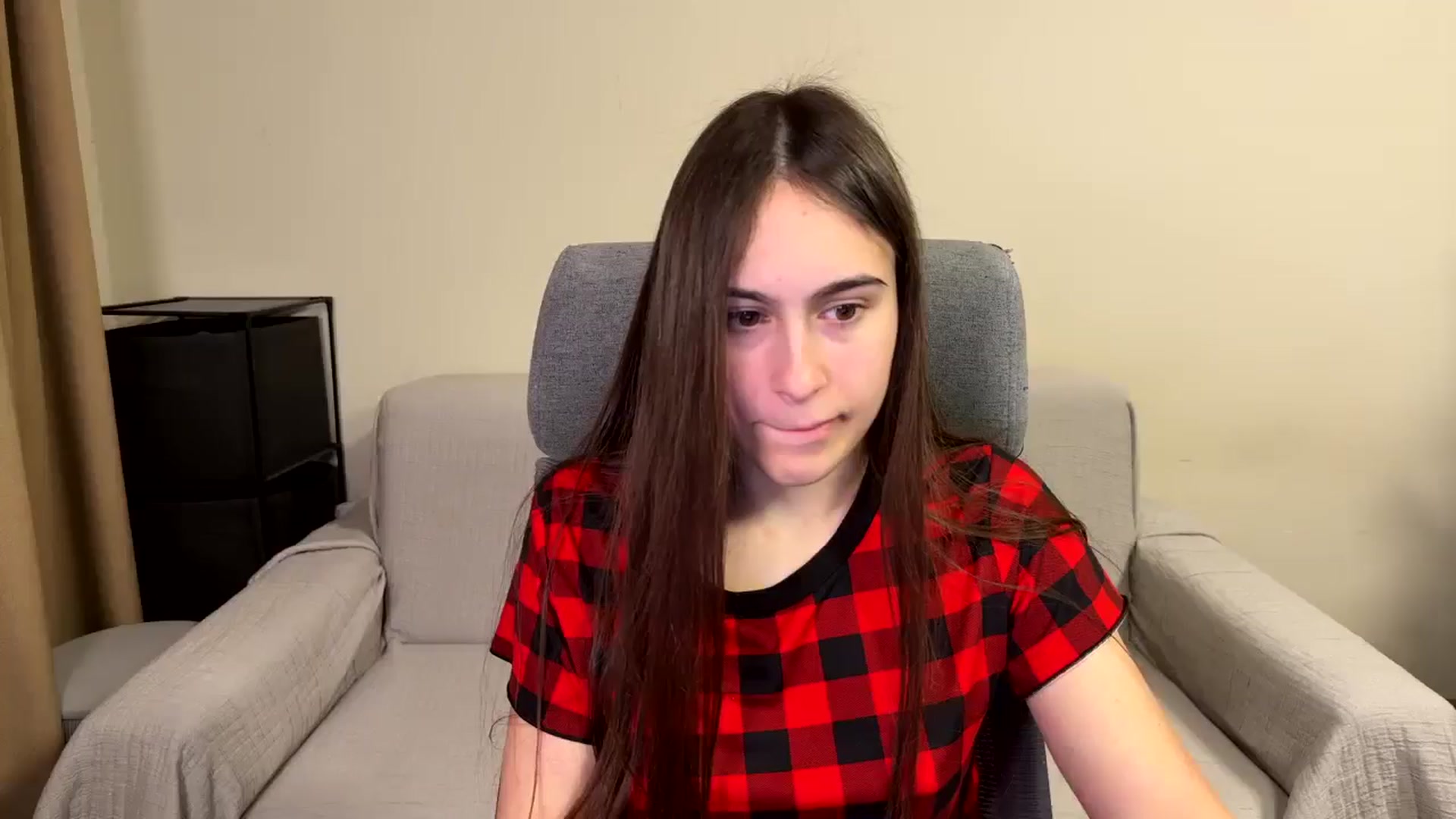 Gallery image thumbnail from ulohu's myfreecams stream on, 12/26/2025, 14:53 image 18 of 20