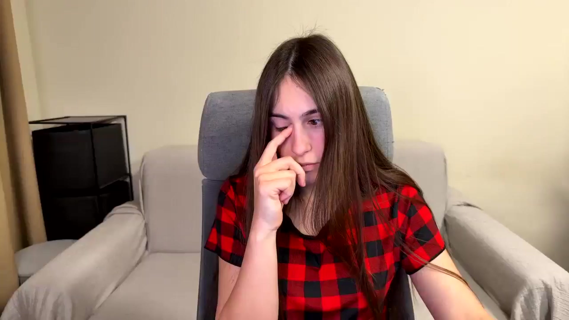 Gallery image thumbnail from ulohu's myfreecams stream on, 12/26/2025, 17:20 image 19 of 20