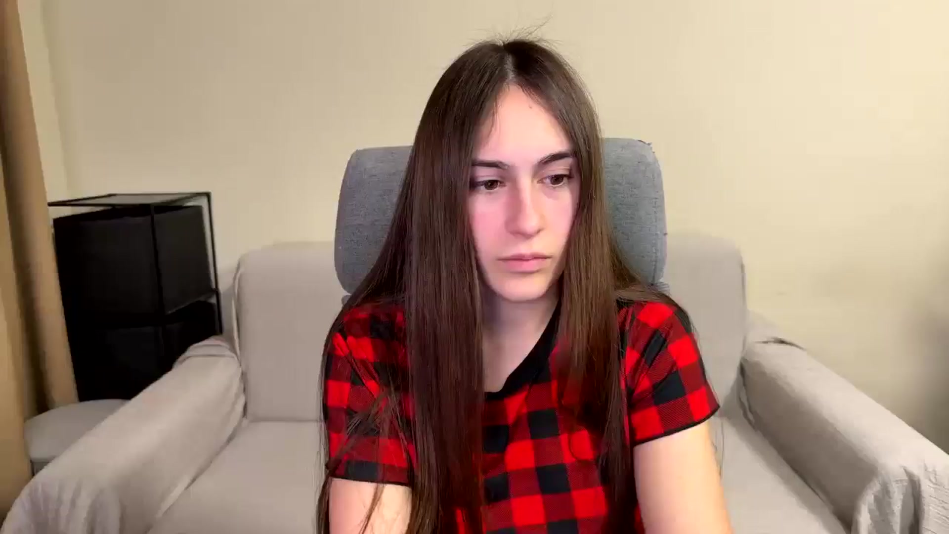 Gallery image thumbnail from ulohu's myfreecams stream on, 12/26/2025, 17:20 image 10 of 20