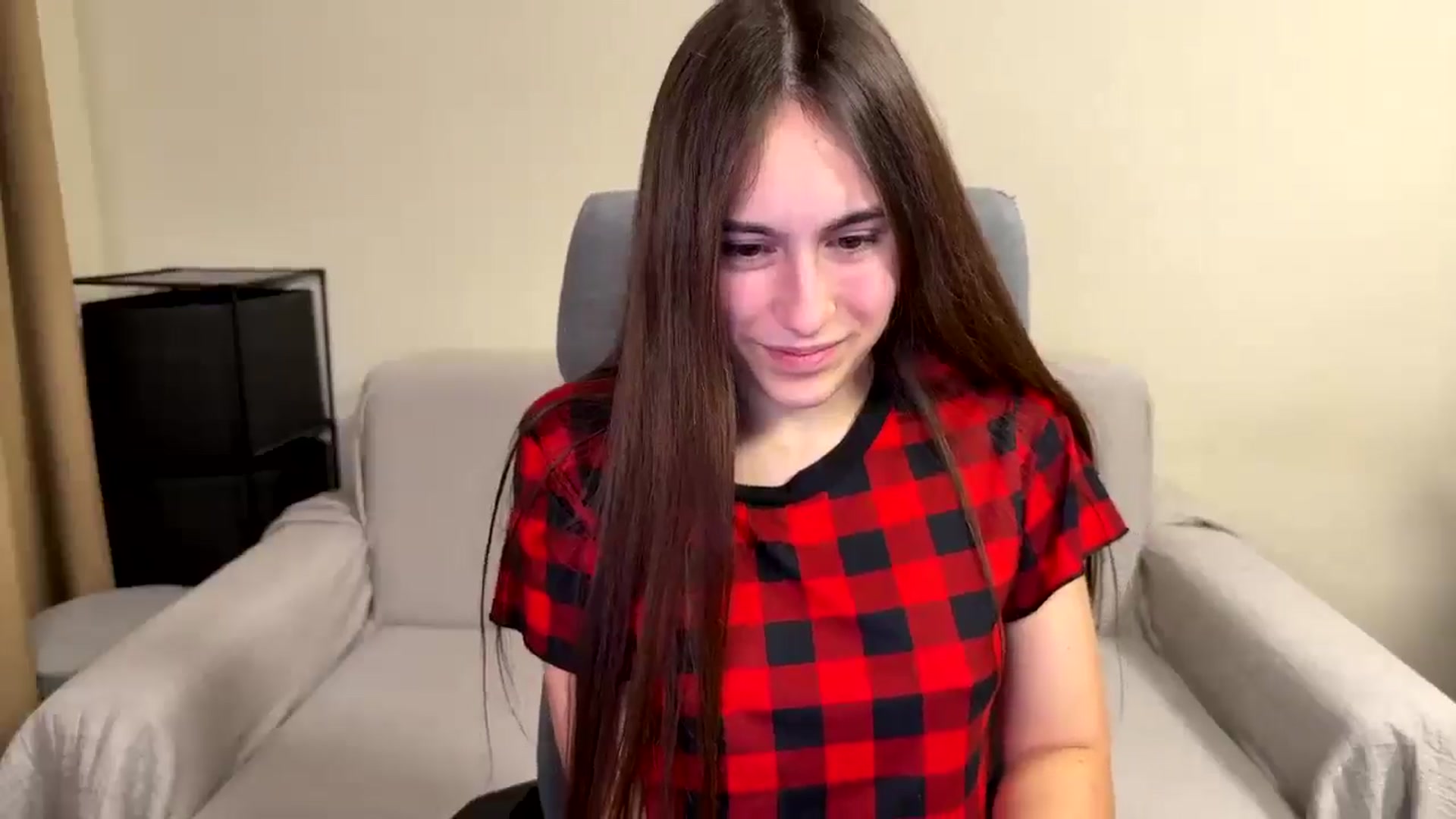 Gallery image thumbnail from ulohu's myfreecams stream on, 12/26/2025, 18:04 image 18 of 20