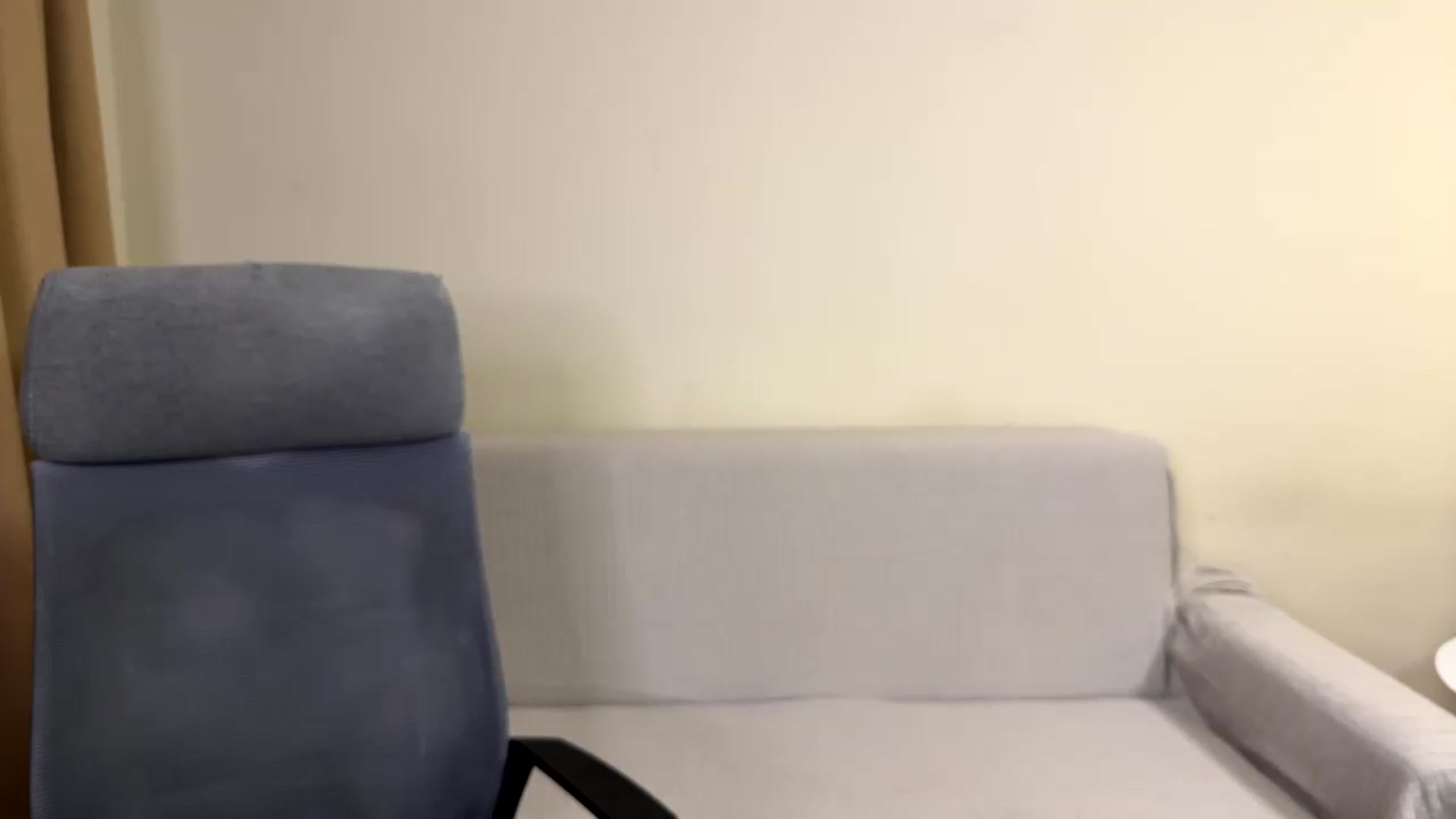 Gallery image thumbnail from ulohu's myfreecams stream on, 01/02/2026, 18:41 image 15 of 20