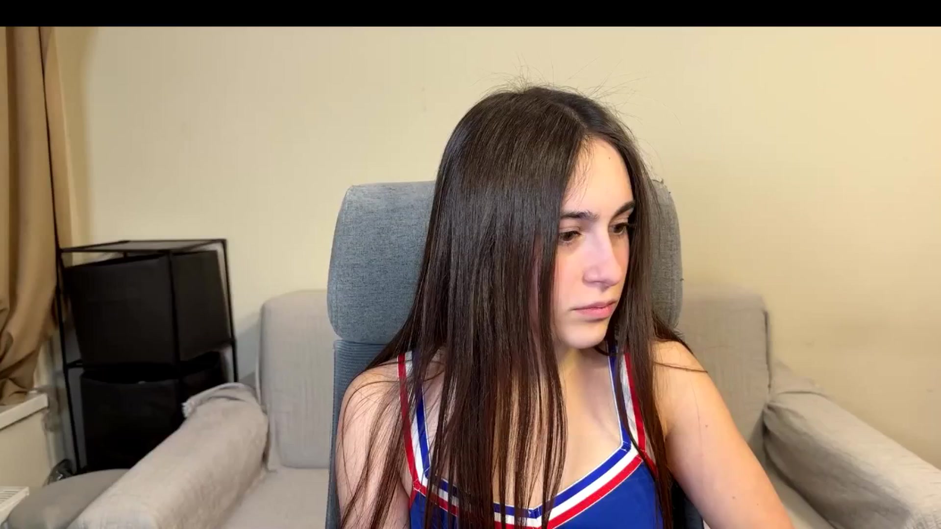 Gallery image thumbnail from ulohu's myfreecams stream on, 02/01/2026, 18:49 image 14 of 20