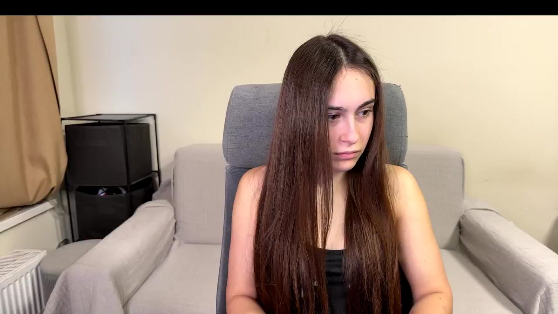 Gallery image thumbnail from ulohu's myfreecams stream on, 02/04/2026, 15:07 image 3 of 20