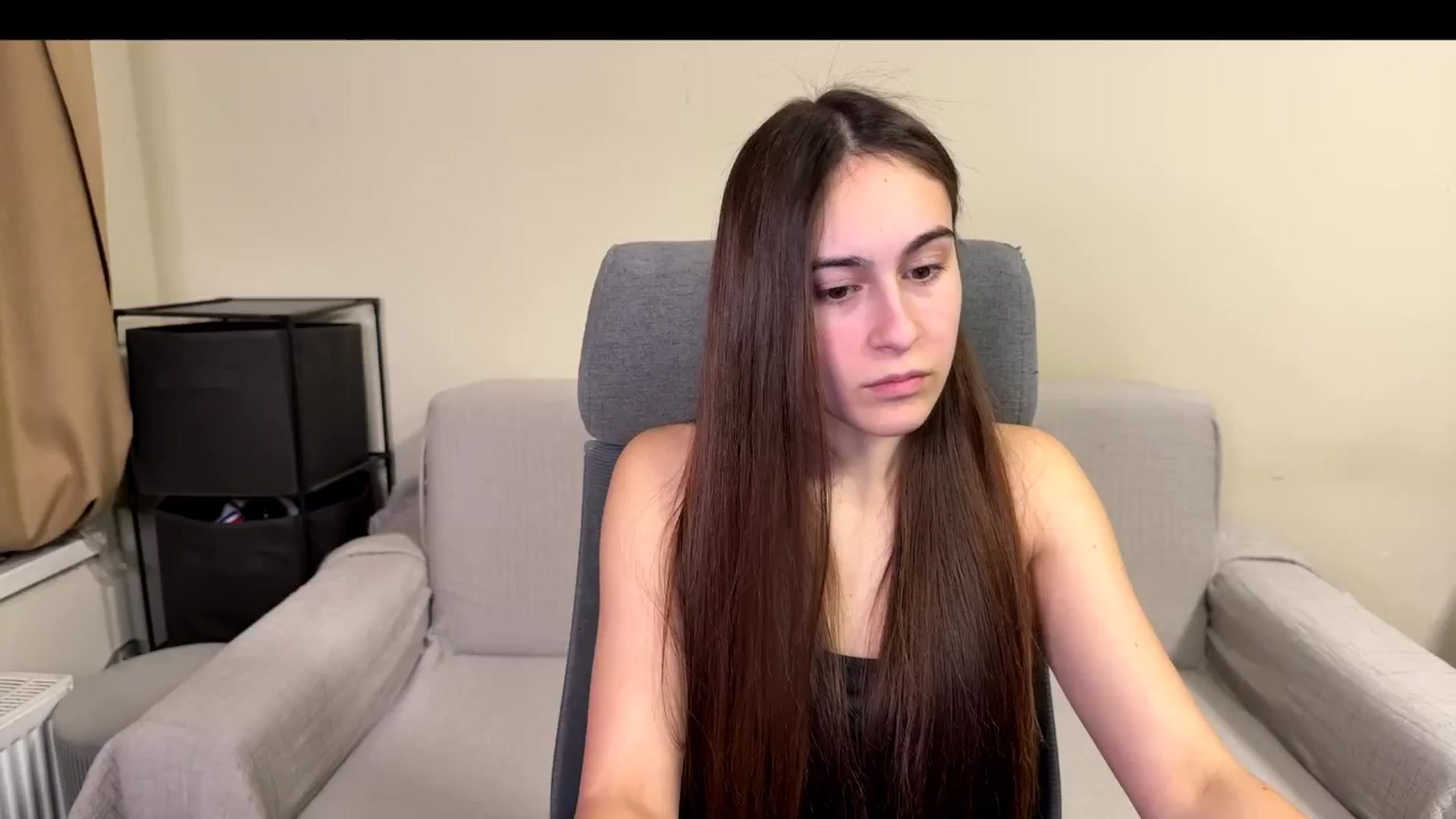 Gallery image thumbnail from ulohu's myfreecams stream on, 02/04/2026, 16:00 image 7 of 20