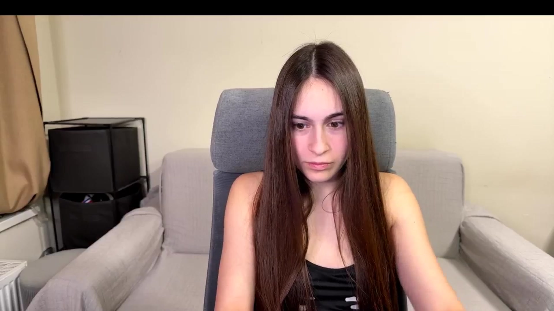 Gallery image thumbnail from ulohu's myfreecams stream on, 02/04/2026, 17:53 image 19 of 20