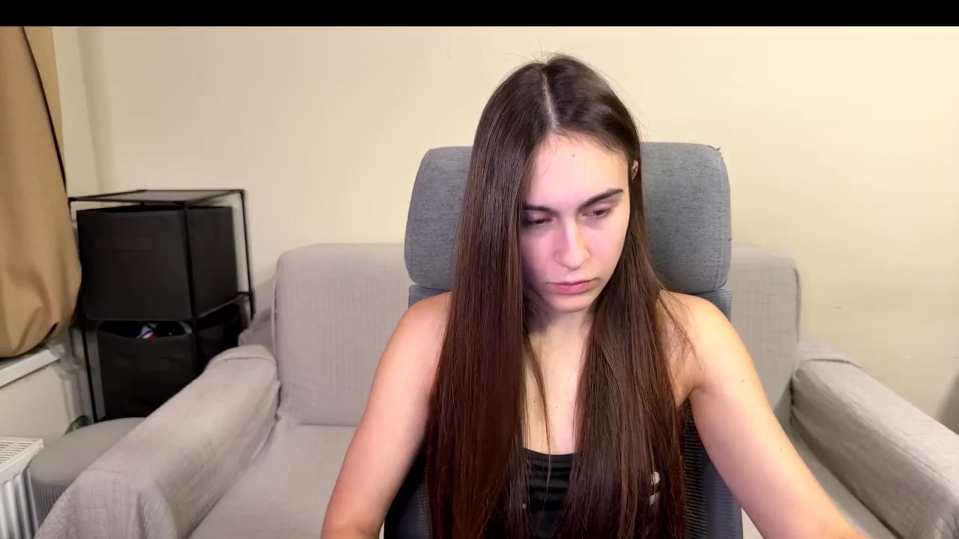 Gallery image thumbnail from ulohu's myfreecams stream on, 02/04/2026, 17:53 image 7 of 20