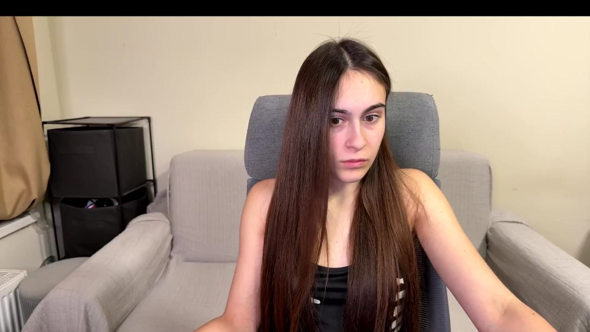 Gallery image thumbnail from ulohu's myfreecams stream on, 02/04/2026, 17:53 image 6 of 20