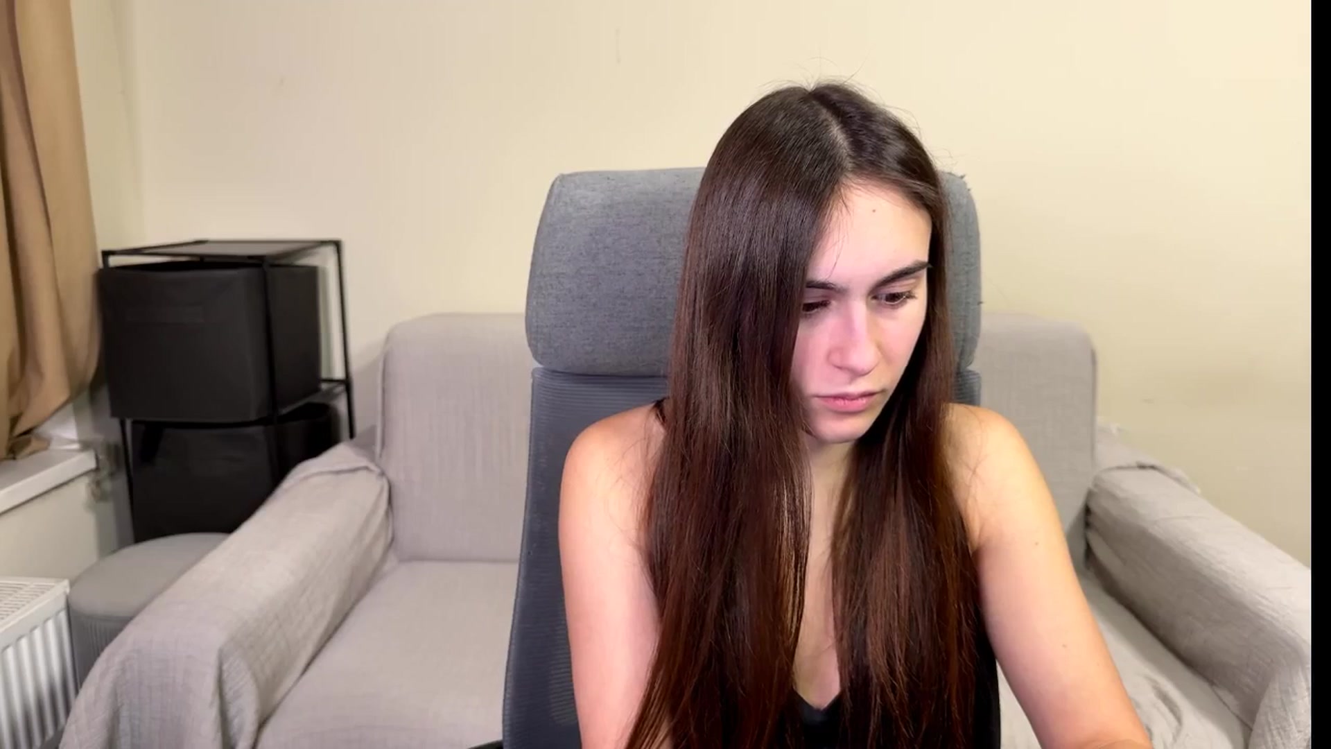 Gallery image thumbnail from ulohu's myfreecams stream on, 02/07/2026, 18:33 image 18 of 20