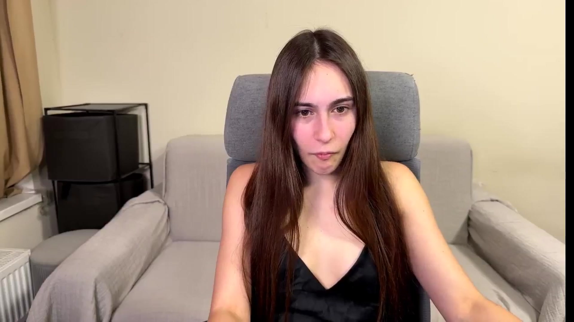Gallery image thumbnail from ulohu's myfreecams stream on, 02/07/2026, 18:33 image 12 of 20