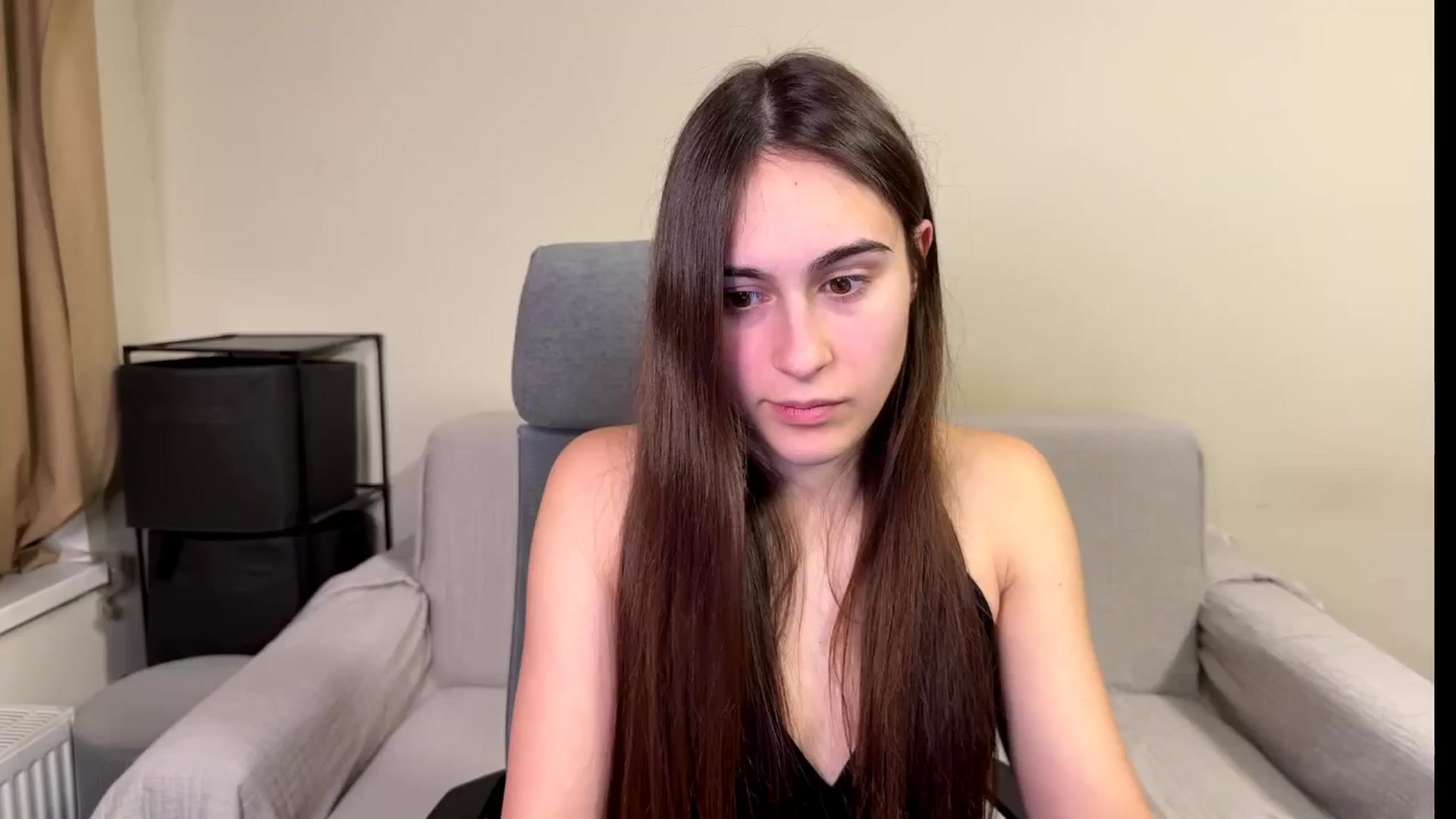Gallery image thumbnail from ulohu's myfreecams stream on, 02/07/2026, 19:10 image 6 of 20