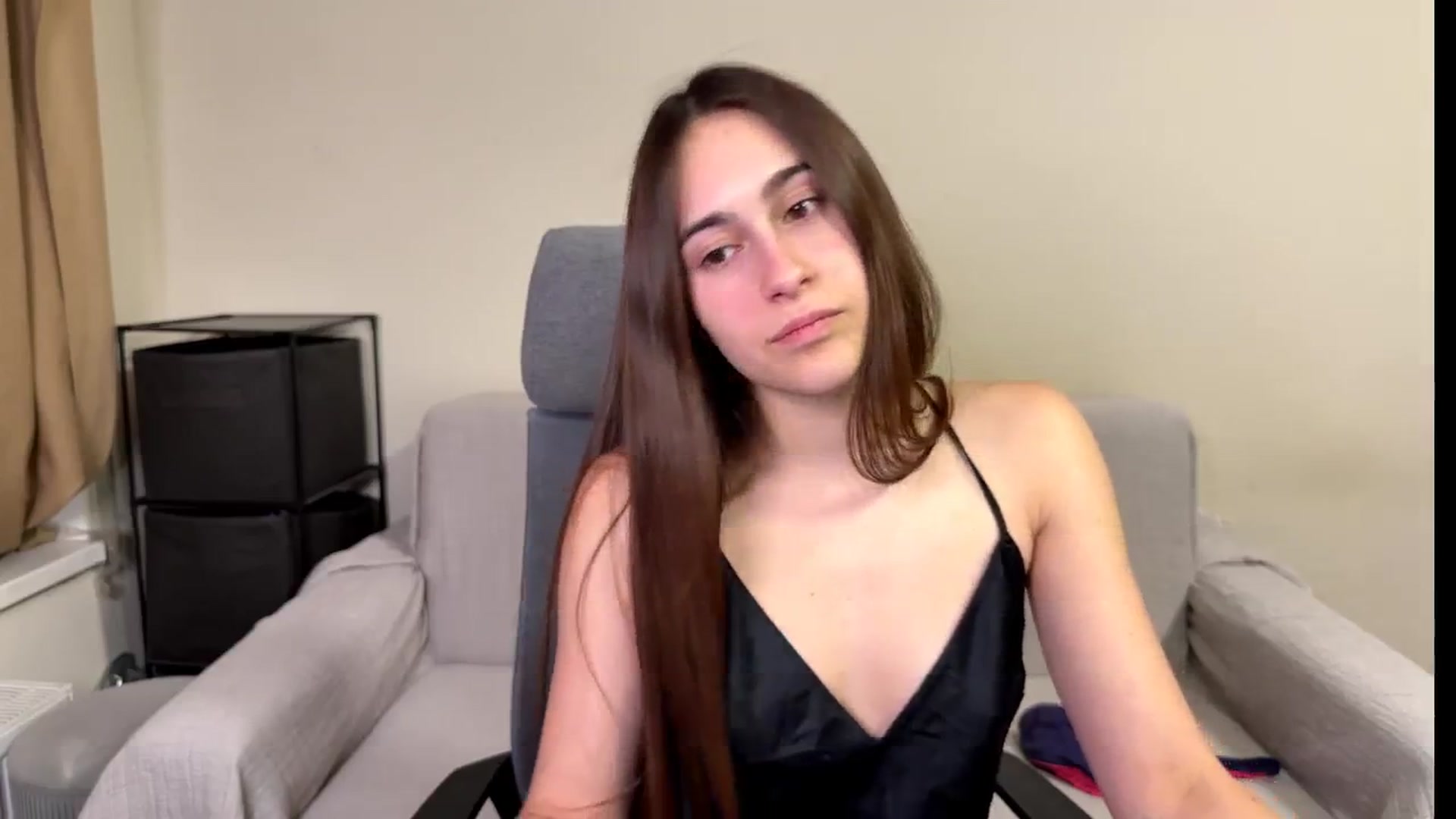 Gallery image thumbnail from ulohu's myfreecams stream on, 02/07/2026, 20:27 image 16 of 20