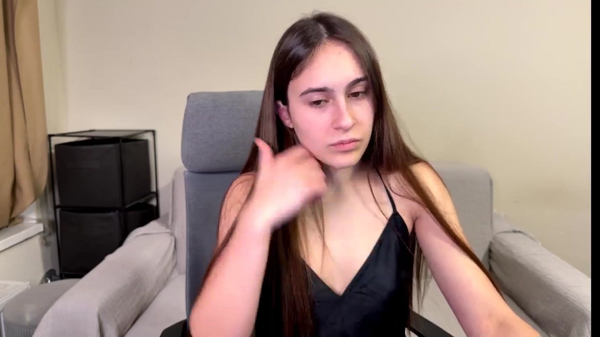 Gallery image thumbnail from ulohu's myfreecams stream on, 02/07/2026, 20:27 image 4 of 20