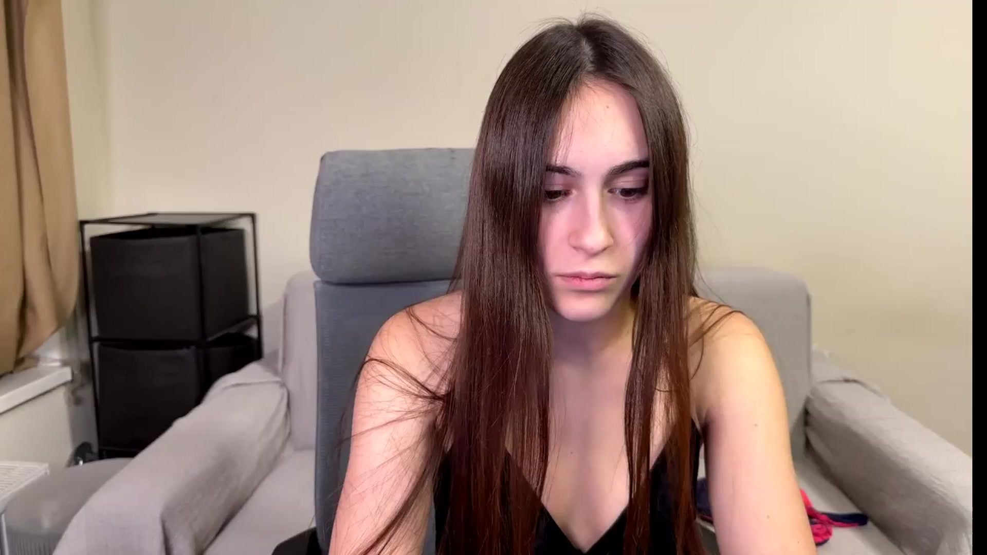 Gallery image thumbnail from ulohu's myfreecams stream on, 02/07/2026, 20:27 image 12 of 20