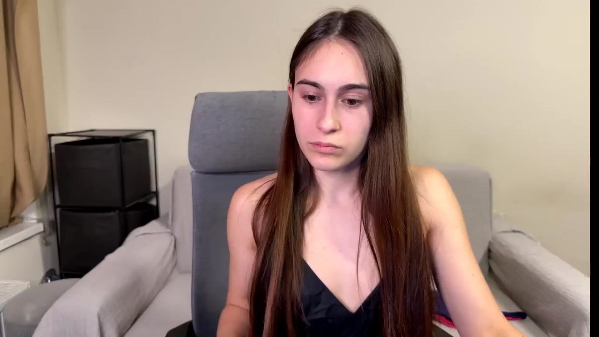 Gallery image thumbnail from ulohu's myfreecams stream on, 02/07/2026, 20:27 image 13 of 20