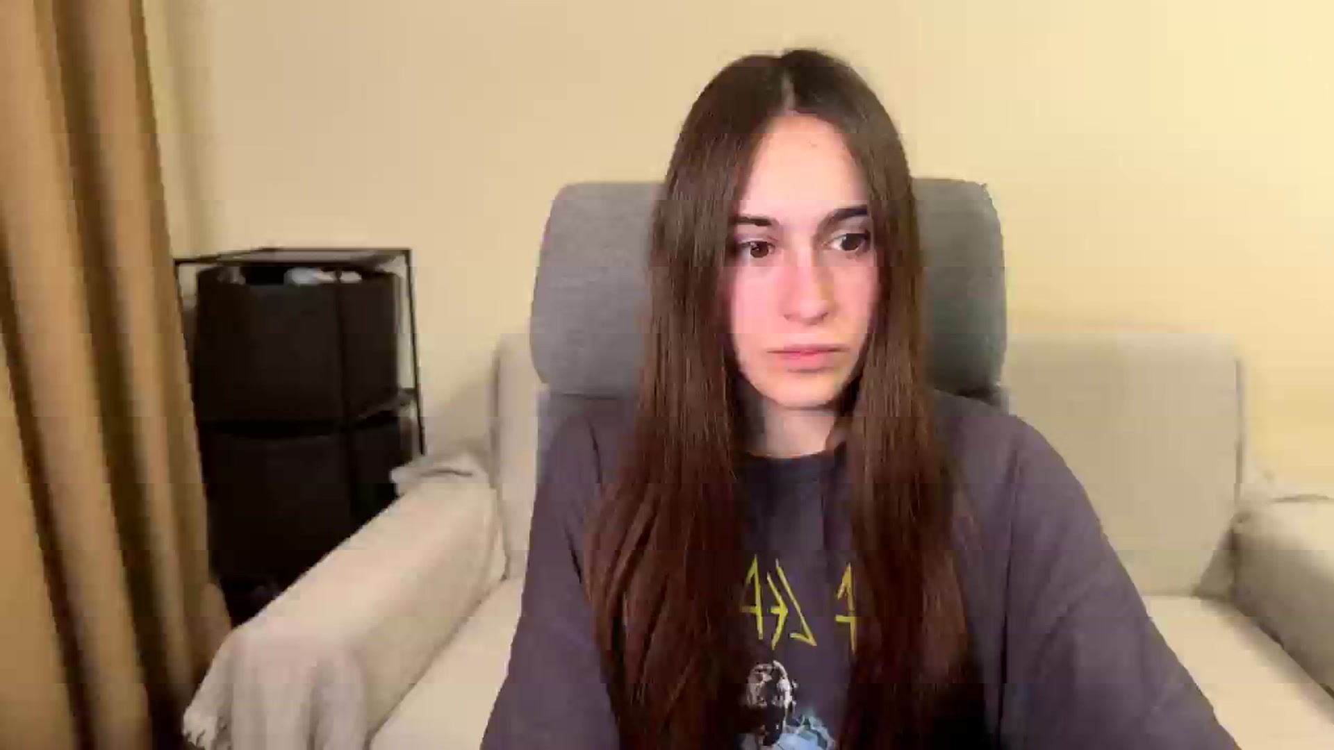 Gallery image thumbnail from ulohu's myfreecams stream on, 03/23/2026, 22:43 image 14 of 20