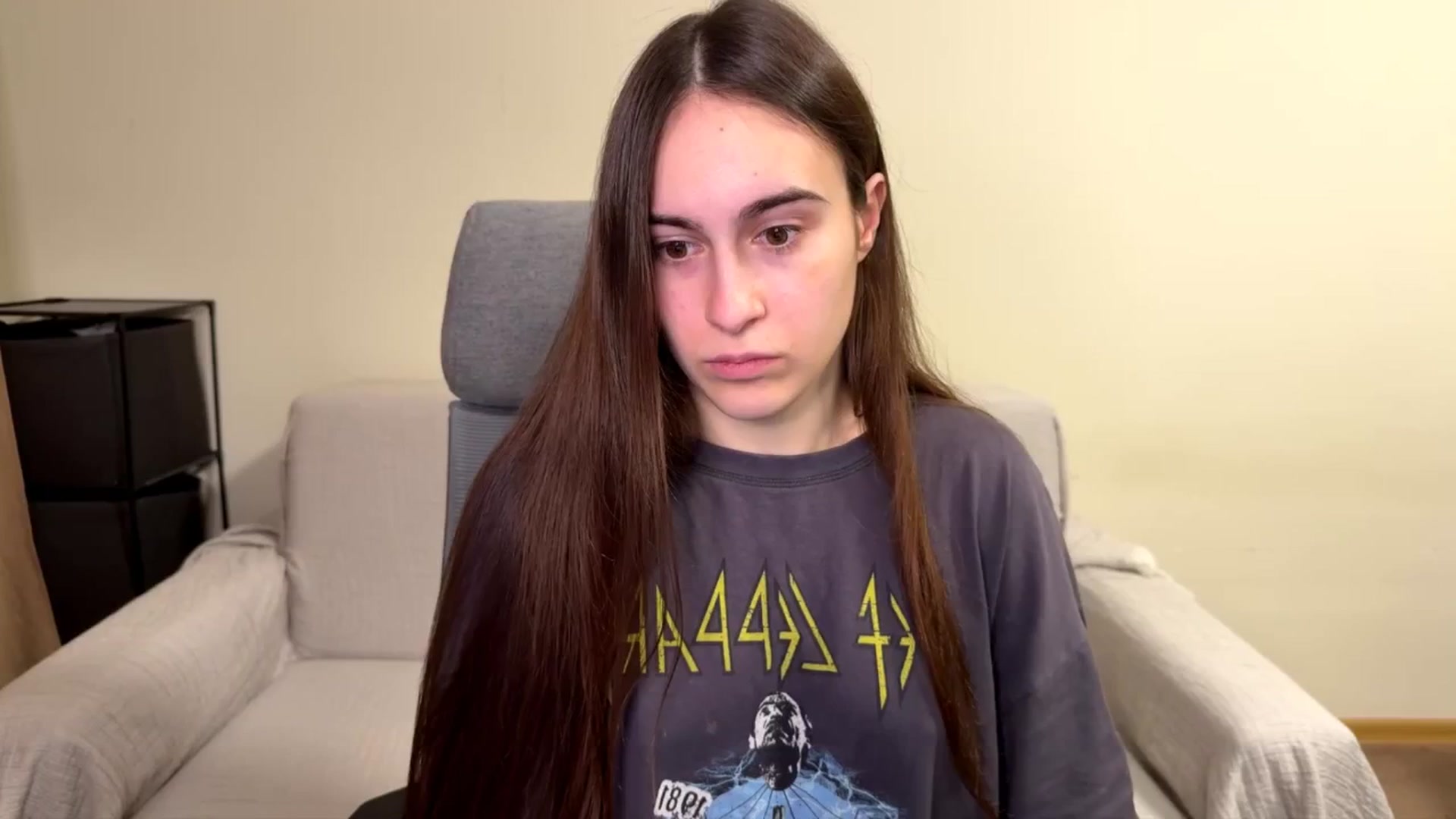 Gallery image thumbnail from ulohu's myfreecams stream on, 03/30/2026, 22:40 image 14 of 20