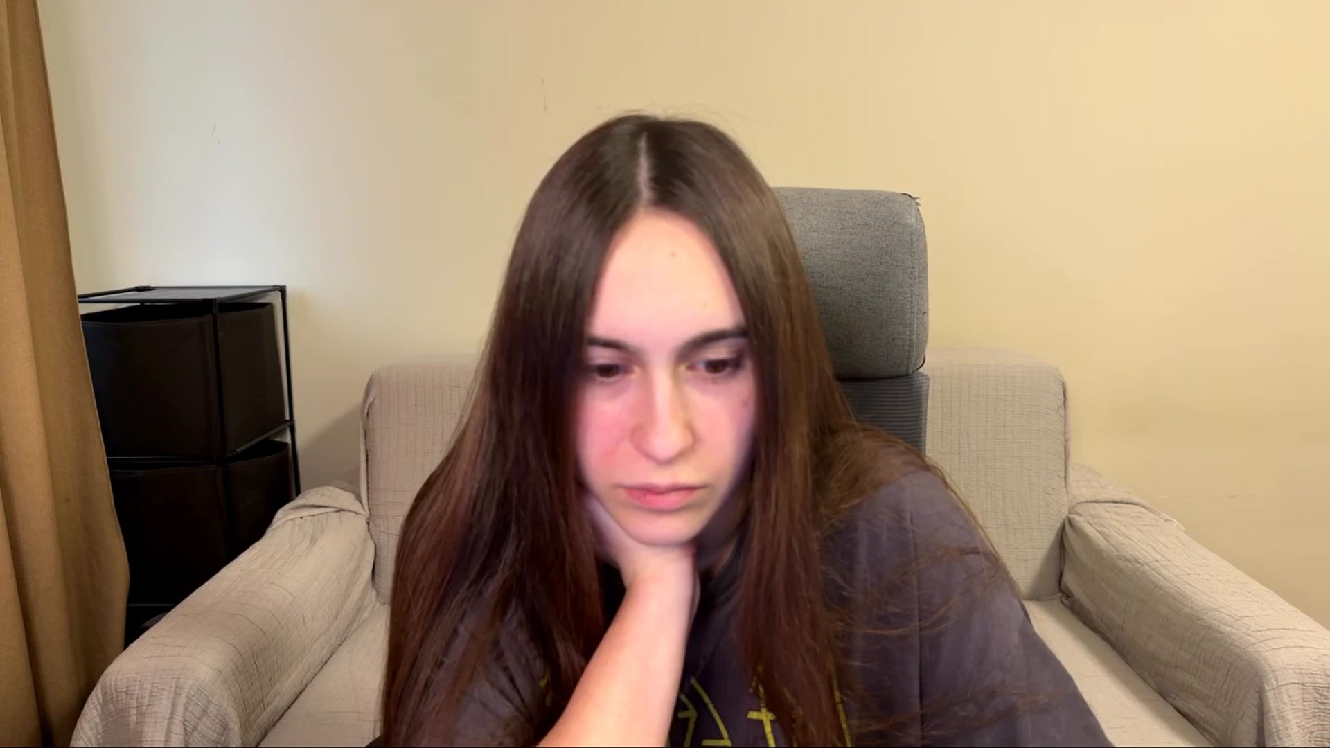 Gallery image thumbnail from ulohu's myfreecams stream on, 04/08/2026, 04:31 image 17 of 20