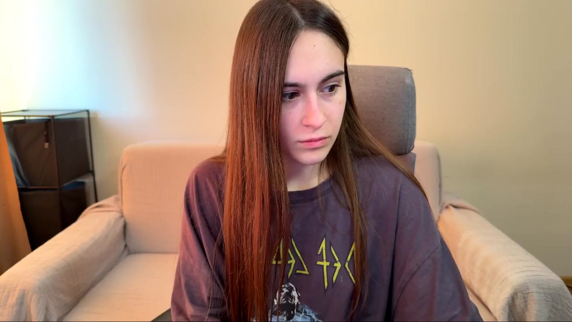 Gallery image thumbnail from ulohu's myfreecams stream on, 04/14/2026, 04:23 image 13 of 20