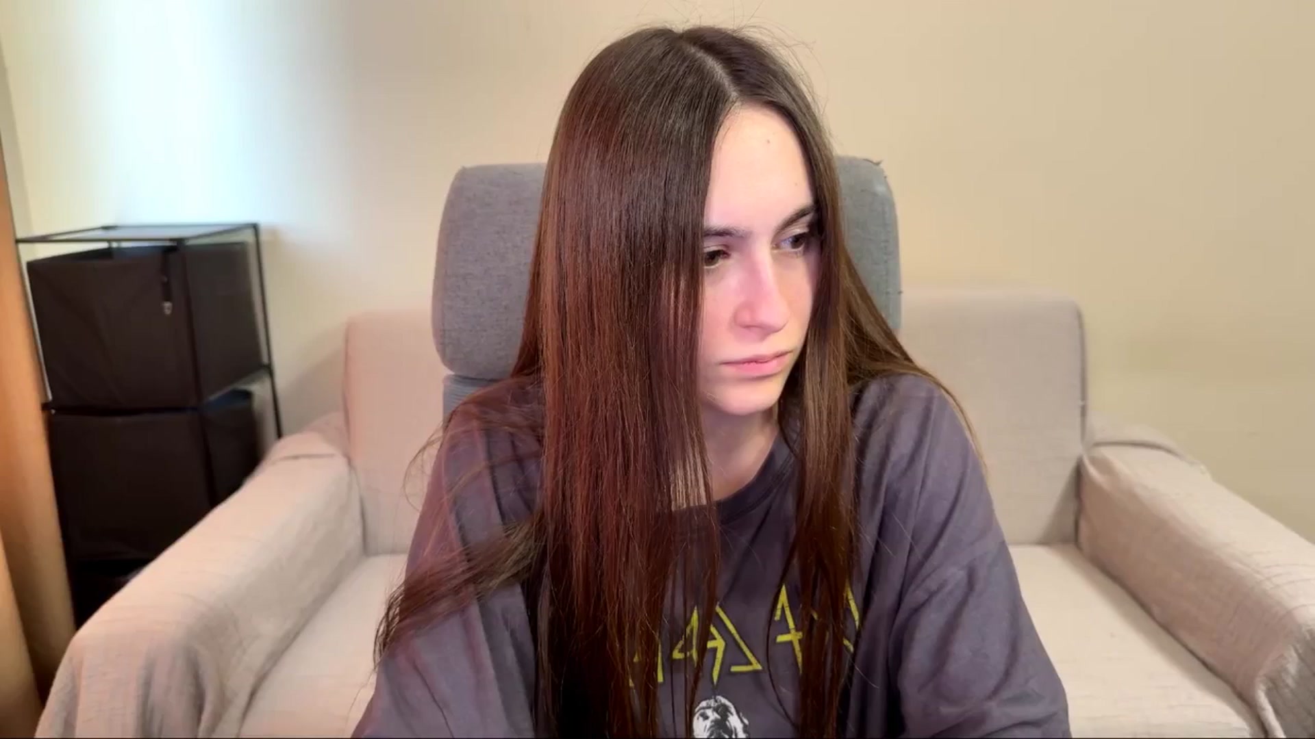 Gallery image thumbnail from ulohu's myfreecams stream on, 04/15/2026, 03:56 image 14 of 20
