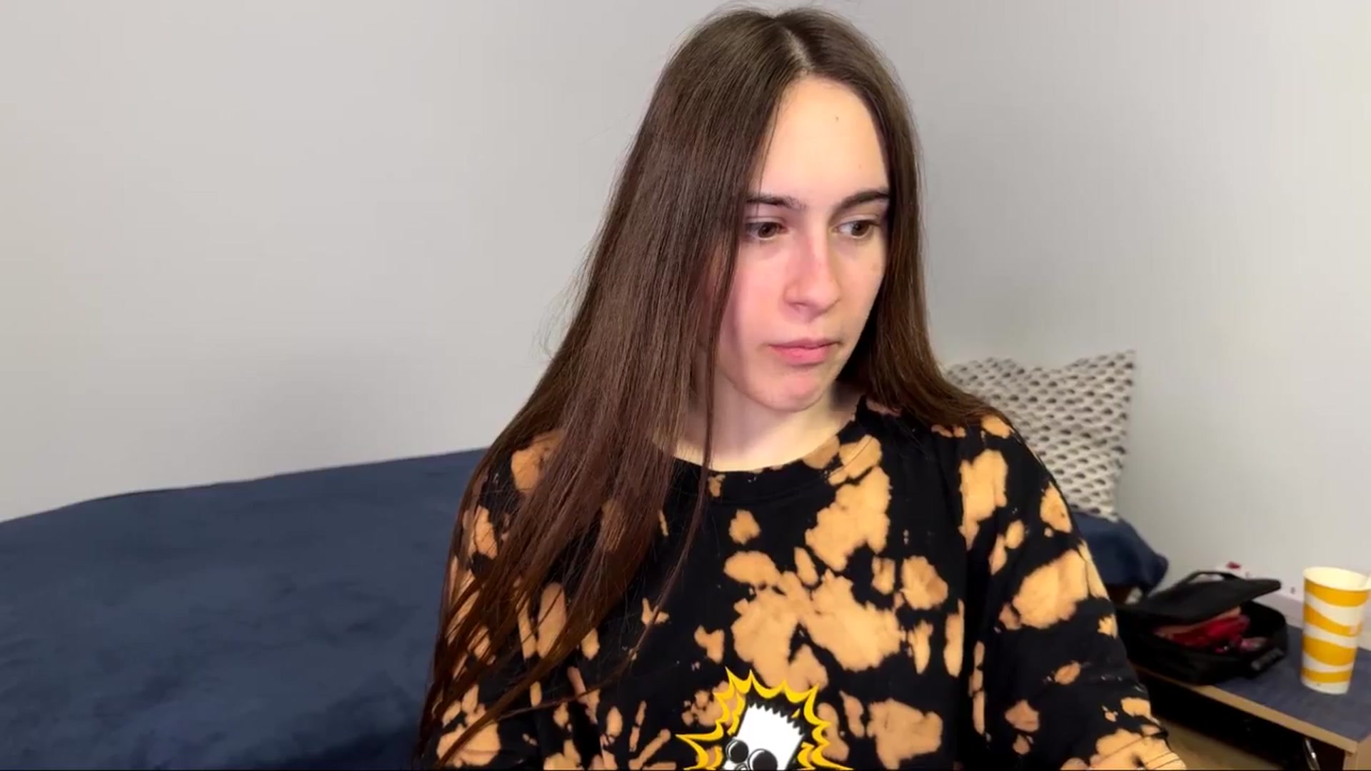 Gallery image thumbnail from ulohu's myfreecams stream on, 04/18/2026, 24:24 image 4 of 20