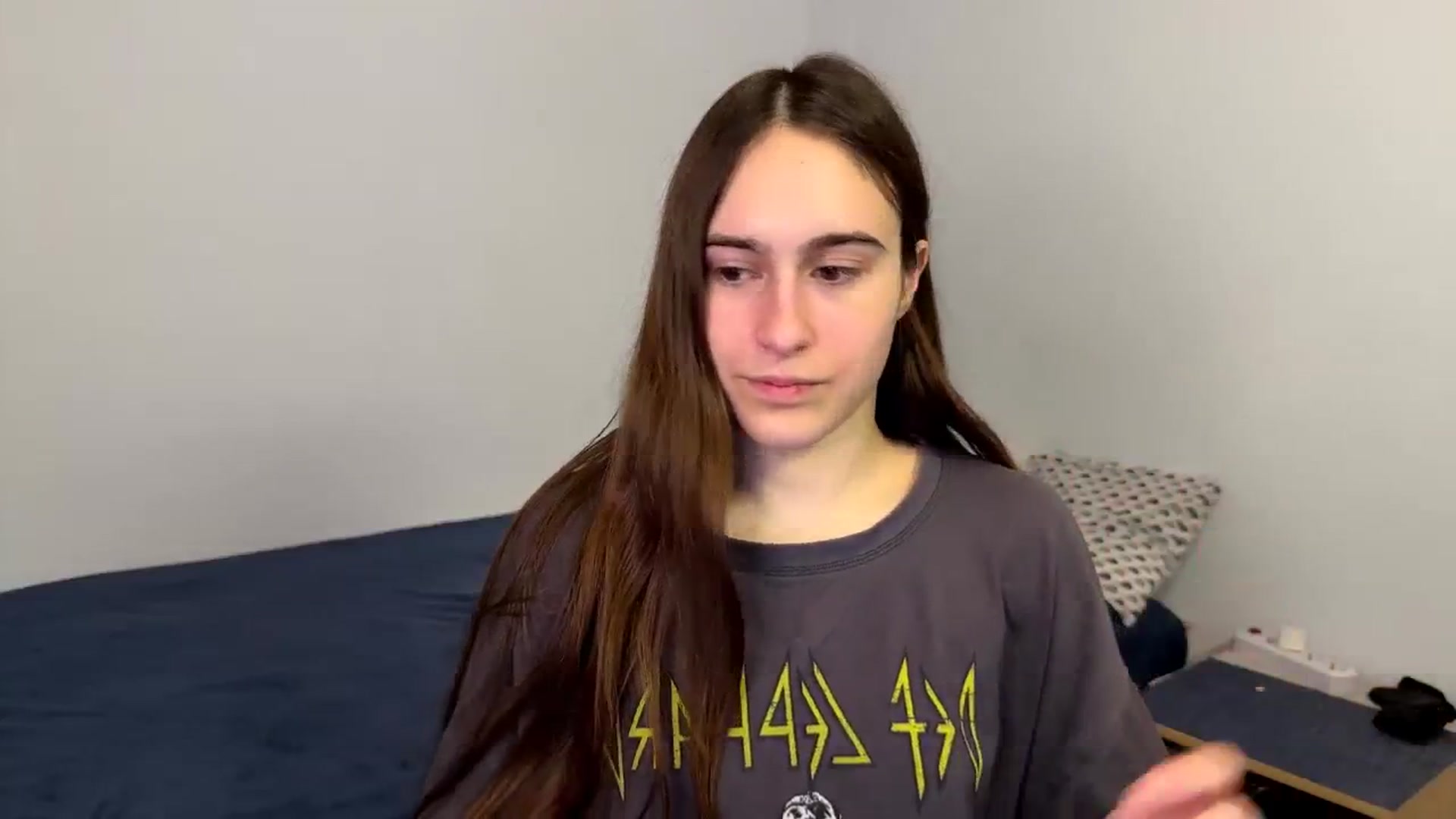 Gallery image thumbnail from ulohu's myfreecams stream on, 04/25/2026, 21:21 image 10 of 20