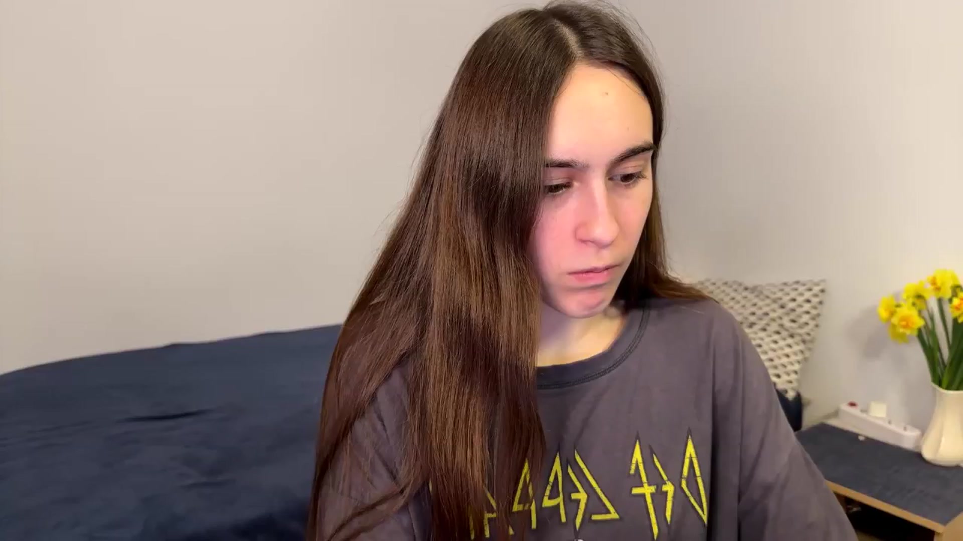 Gallery image thumbnail from ulohu's myfreecams stream on, 04/27/2026, 01:31 image 8 of 20