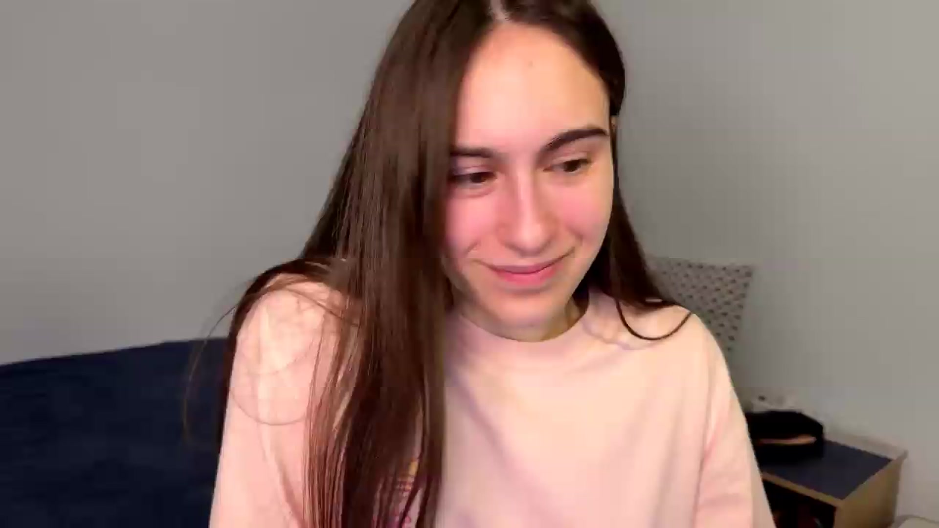 Gallery image thumbnail from ulohu's myfreecams stream on, 05/23/2026, 20:08 image 9 of 20