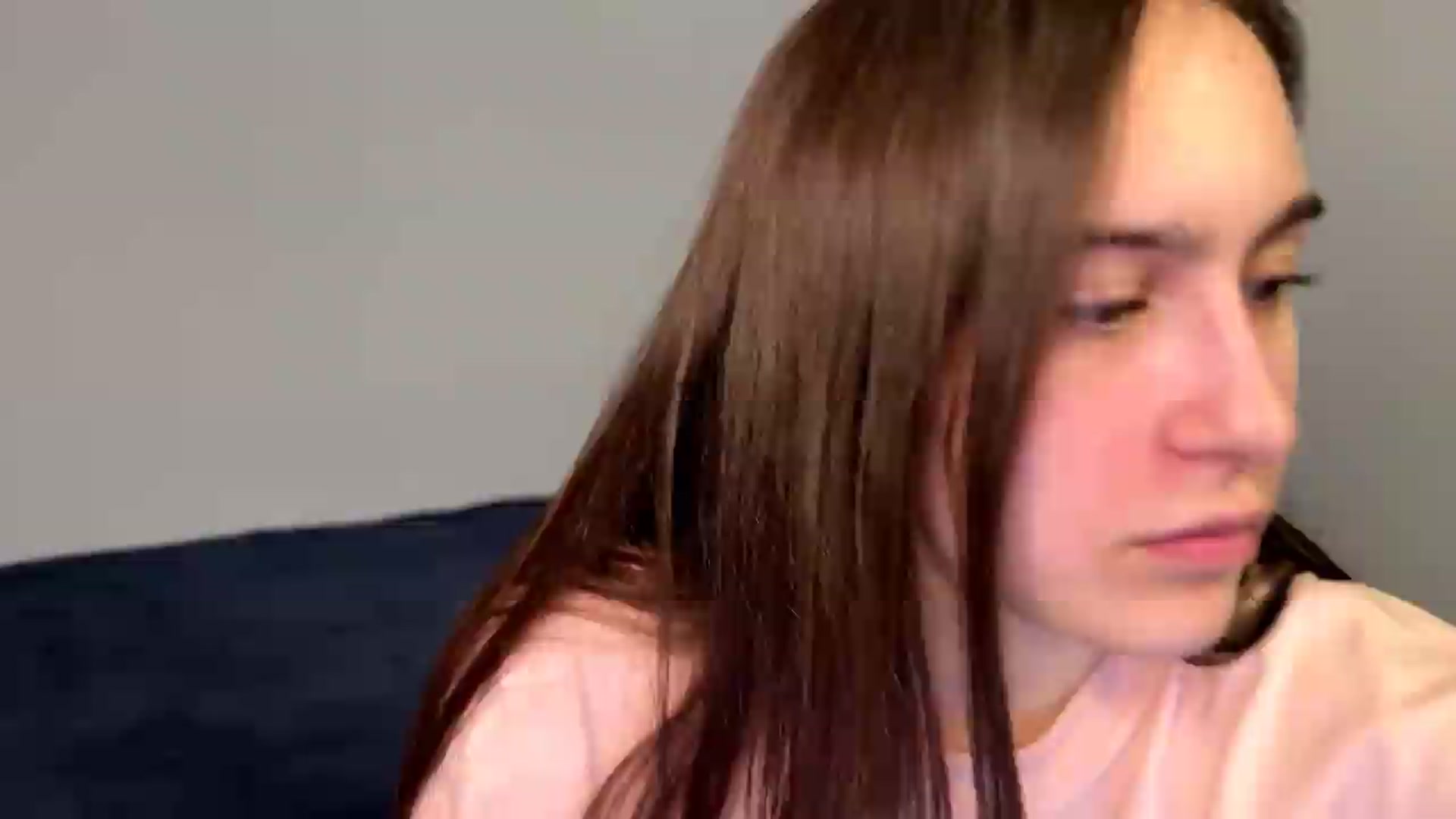 Gallery image thumbnail from ulohu's myfreecams stream on, 05/23/2026, 20:08 image 15 of 20