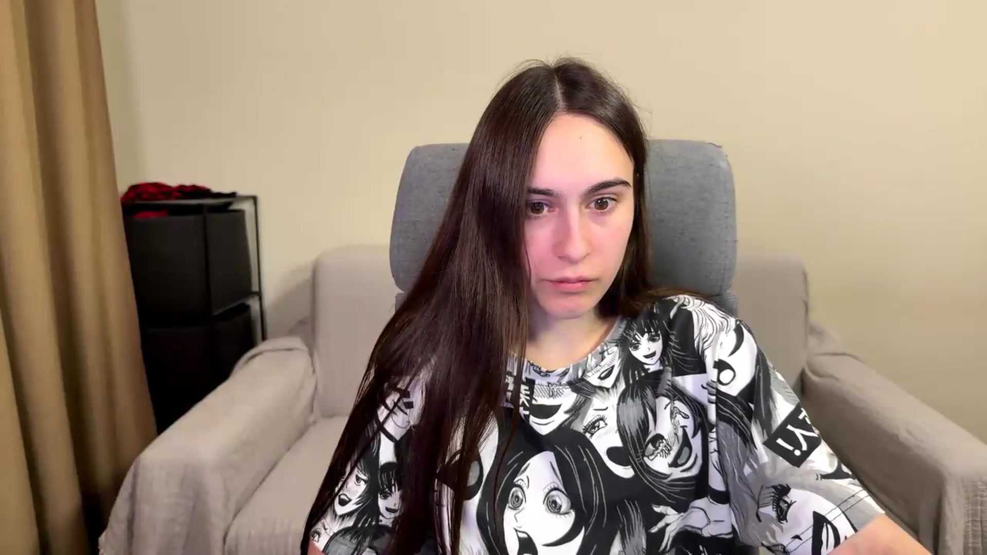 Gallery image thumbnail from ulohu's myfreecams stream on, 05/30/2026, 19:24 image 2 of 20