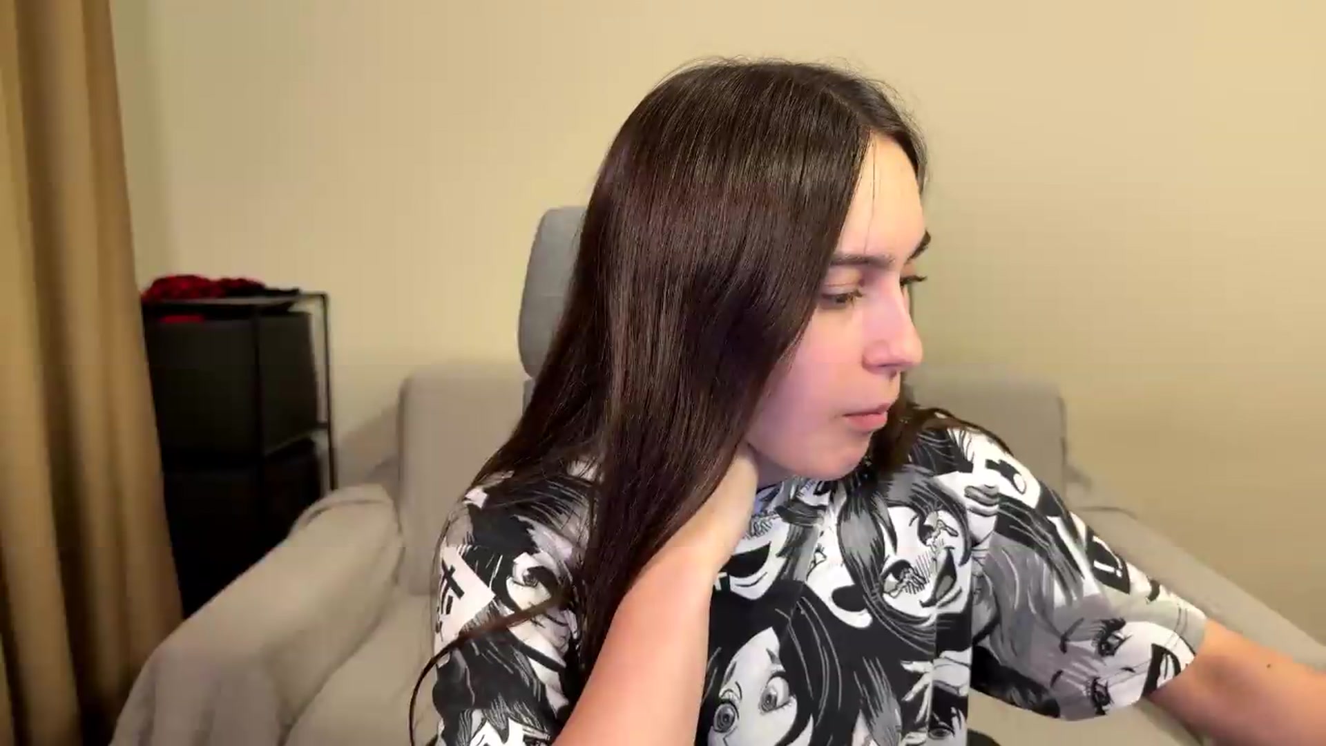 Gallery image thumbnail from ulohu's myfreecams stream on, 05/30/2026, 23:58 image 4 of 20