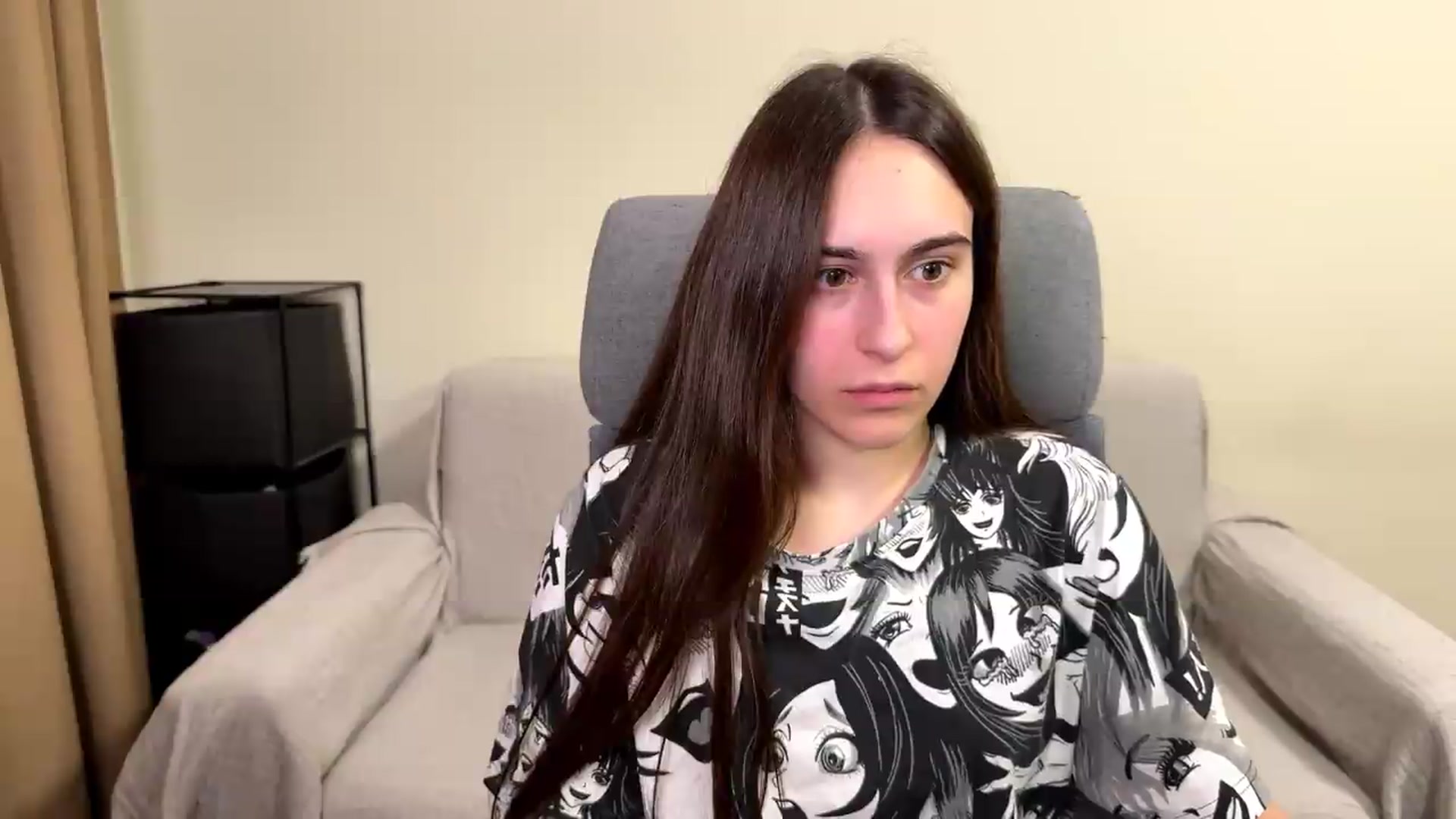 Gallery image thumbnail from ulohu's myfreecams stream on, 06/07/2026, 22:39 image 7 of 20