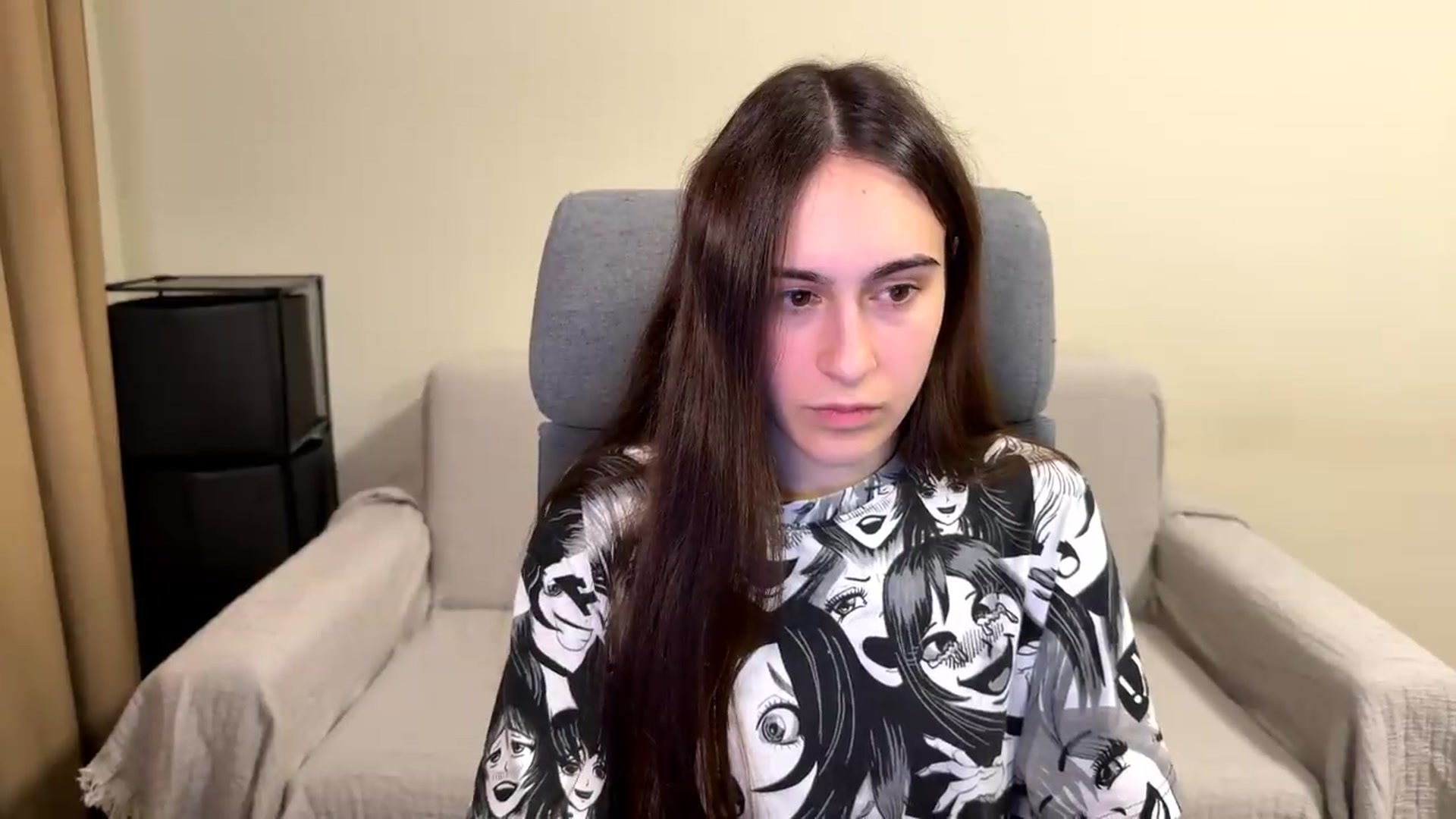 Gallery image thumbnail from ulohu's myfreecams stream on, 06/08/2026, 21:00 image 8 of 20