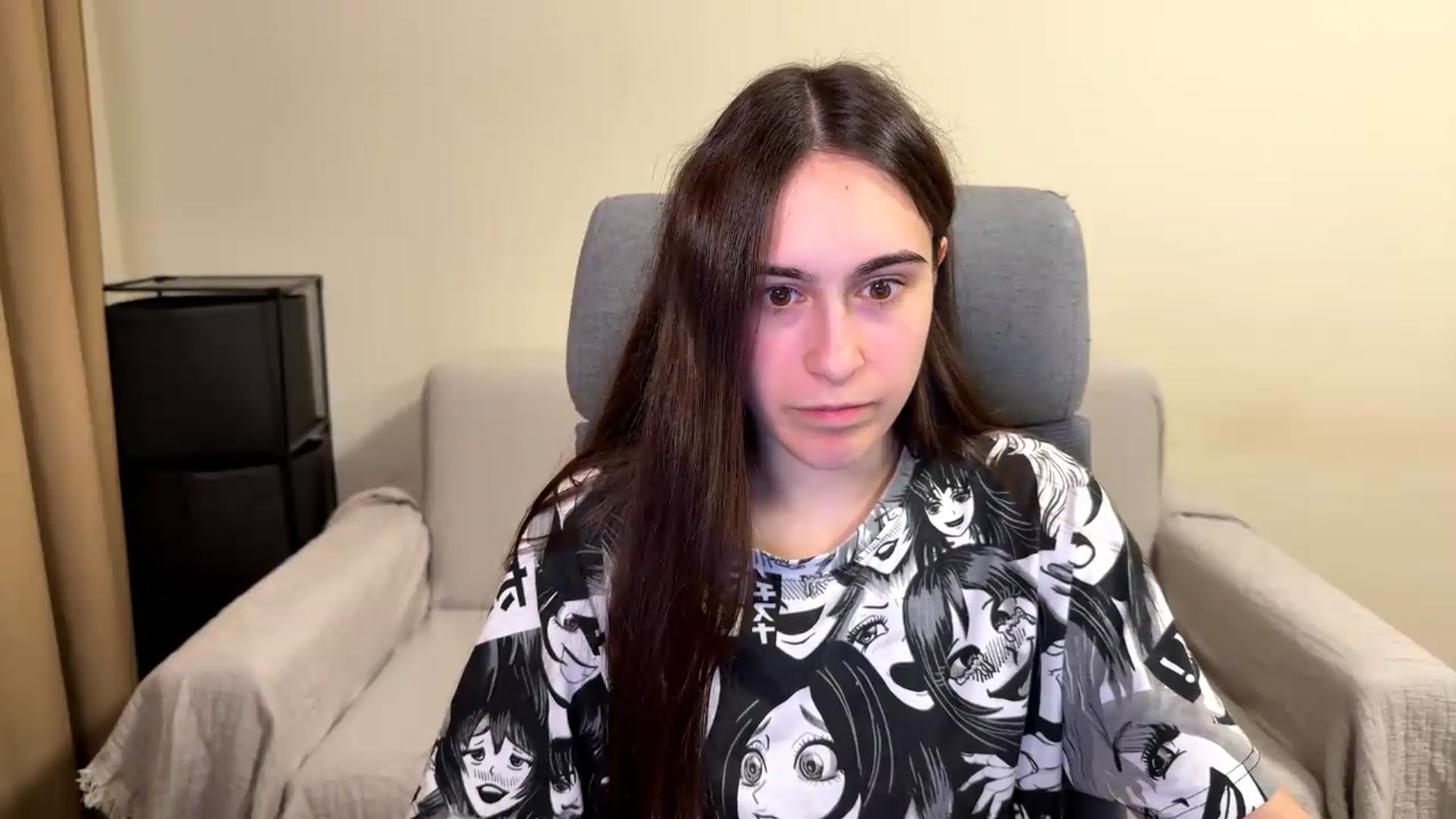 Gallery image thumbnail from ulohu's myfreecams stream on, 06/08/2026, 21:00 image 15 of 20