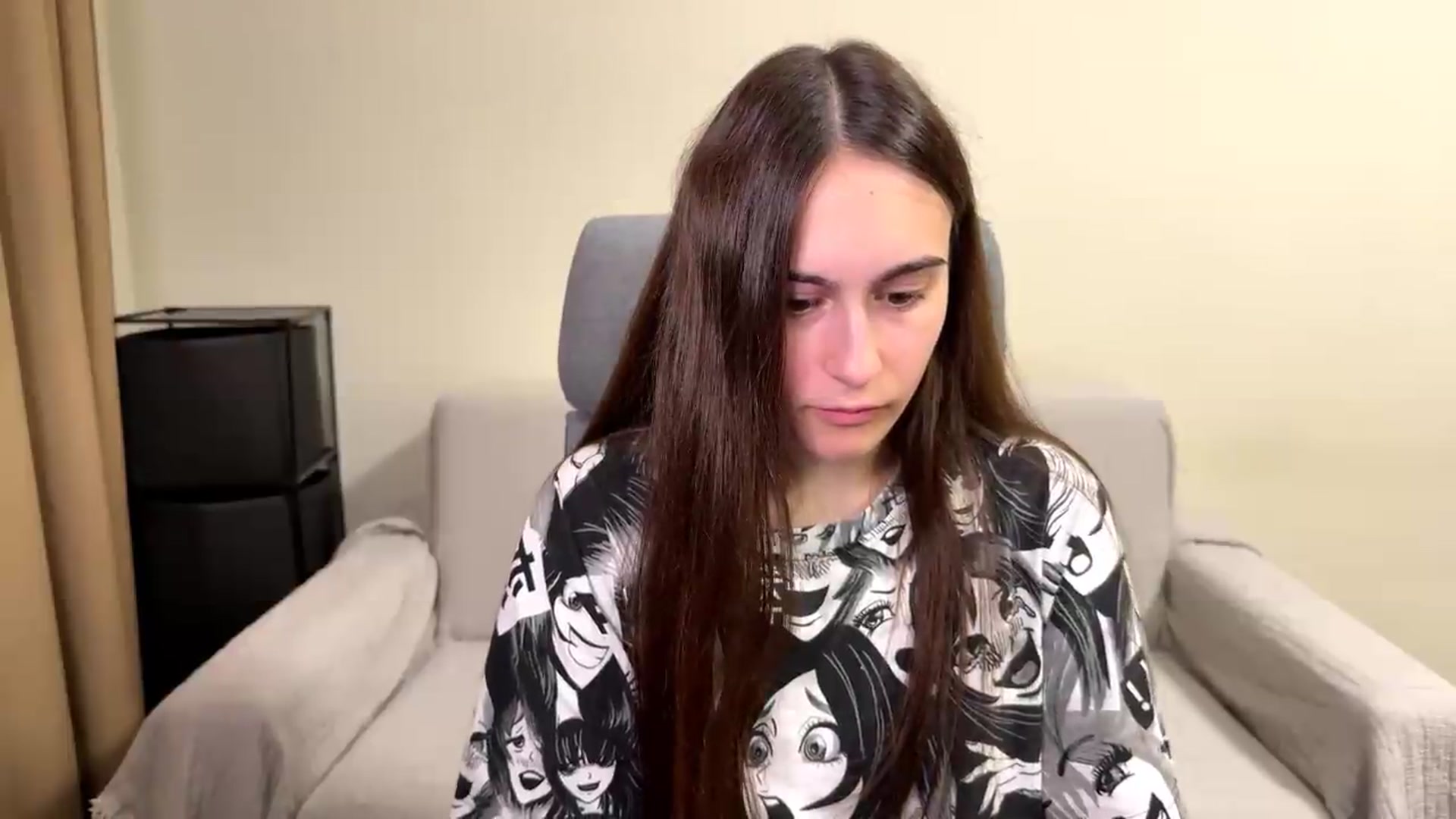 Gallery image thumbnail from ulohu's myfreecams stream on, 06/08/2026, 23:02 image 8 of 20