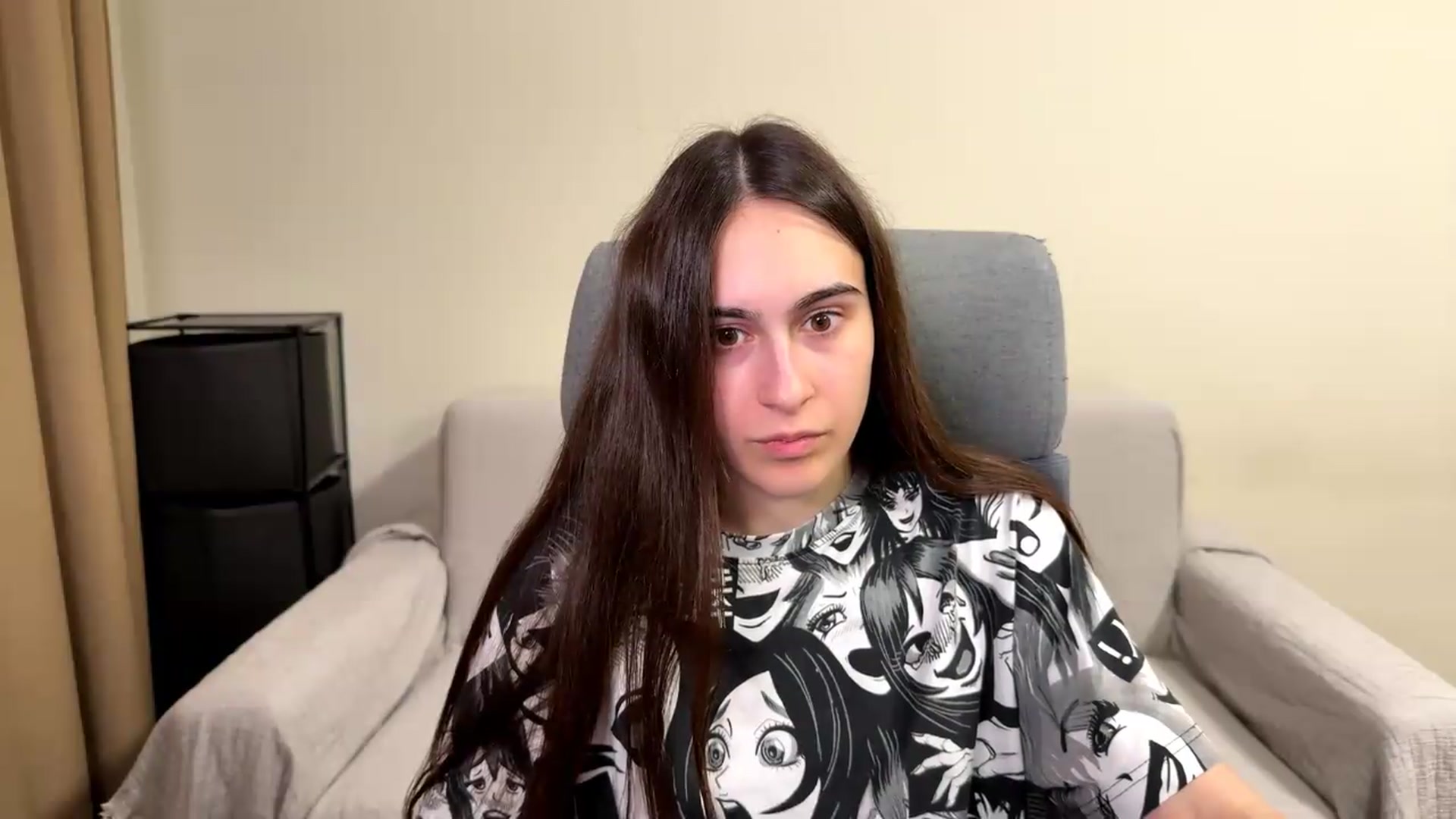 Gallery image thumbnail from ulohu's myfreecams stream on, 06/09/2026, 24:09 image 19 of 20