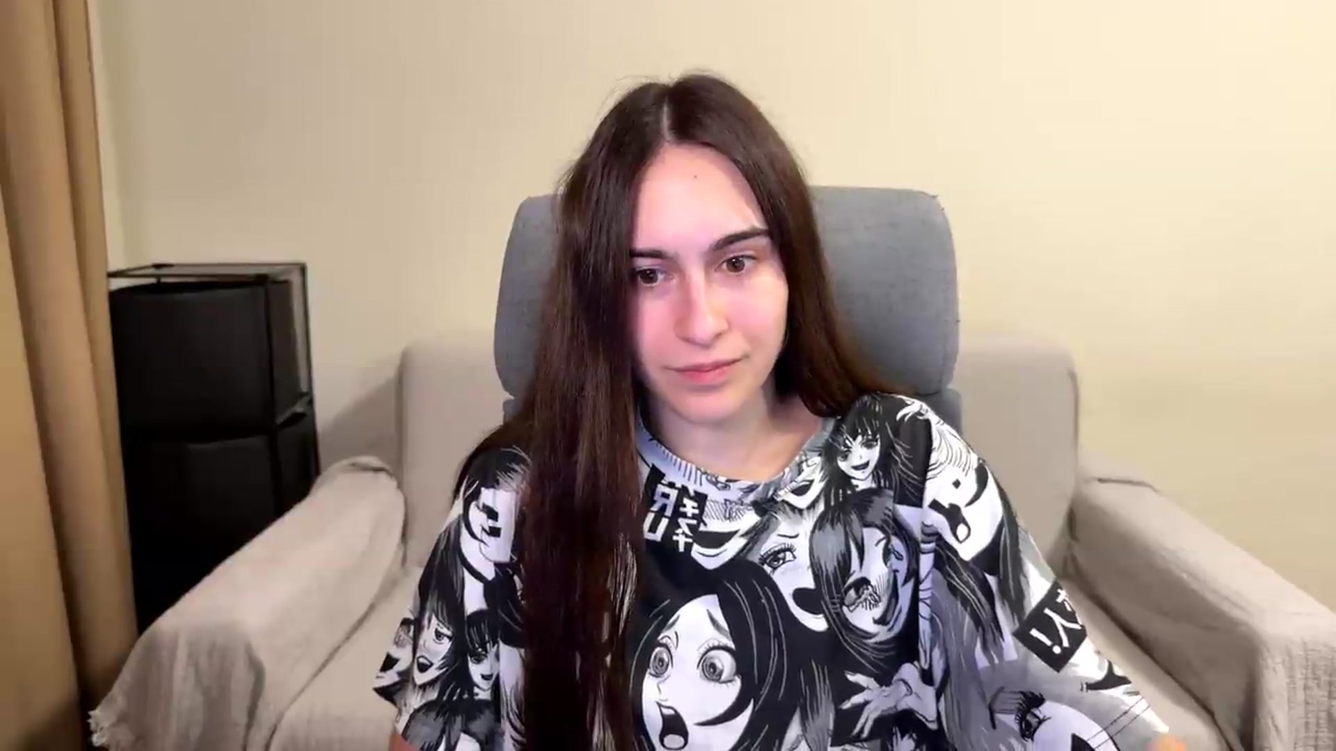 Gallery image thumbnail from ulohu's myfreecams stream on, 06/09/2026, 24:09 image 11 of 20