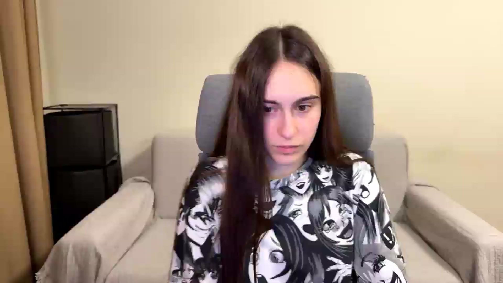 Gallery image thumbnail from ulohu's myfreecams stream on, 06/09/2026, 01:19 image 12 of 20