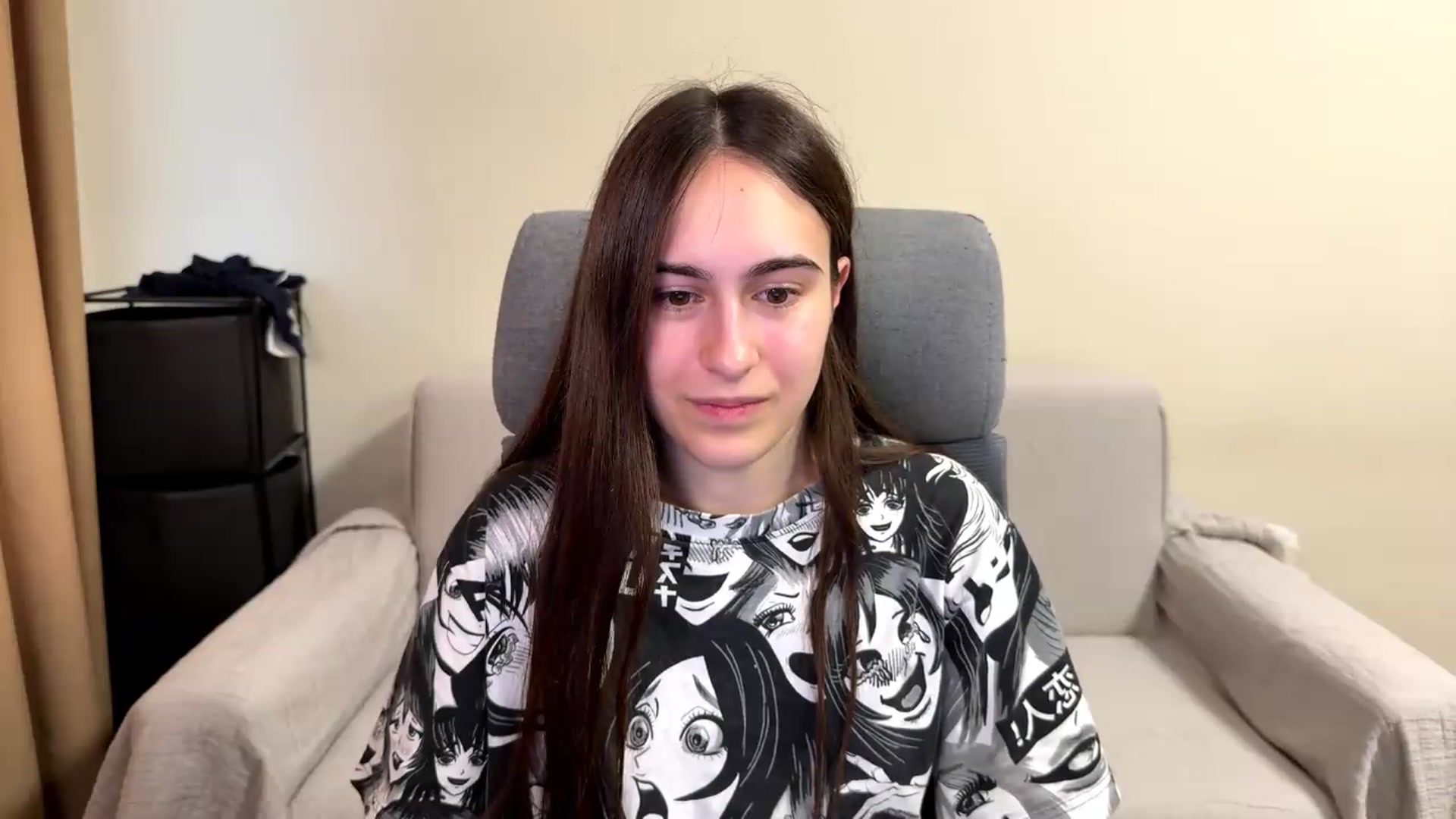 Gallery image thumbnail from ulohu's myfreecams stream on, 06/11/2026, 02:10 image 13 of 20